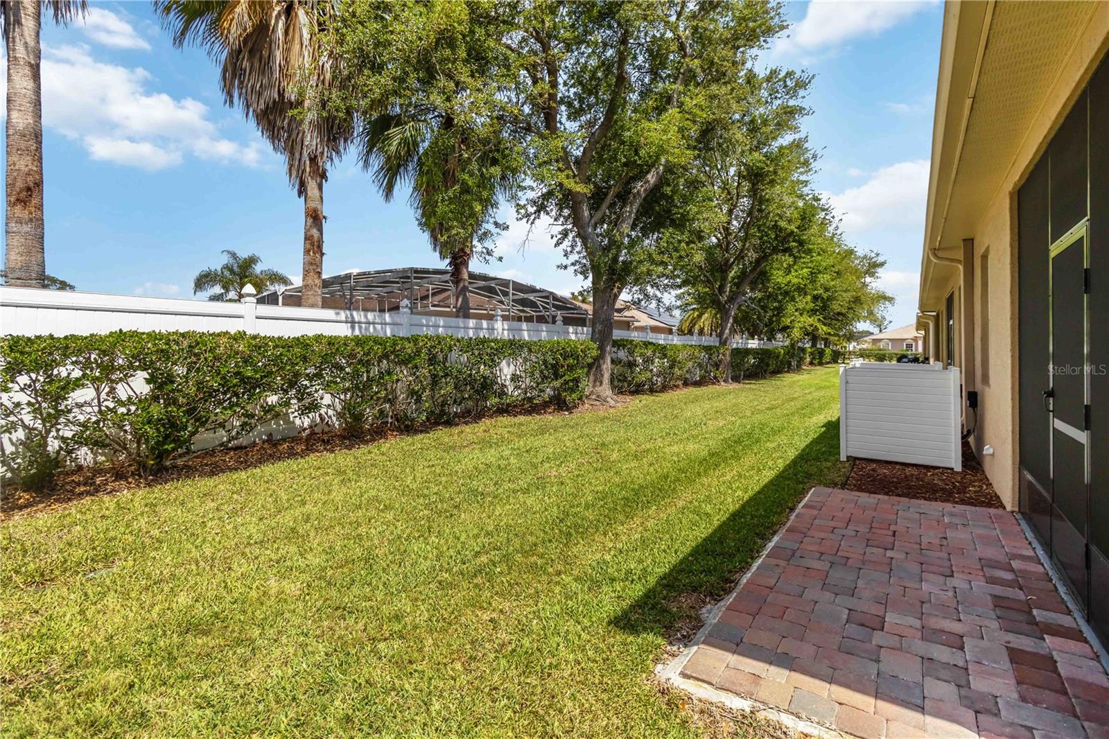 Image 21 of 25 For 112 Tuscany Villas Drive 112