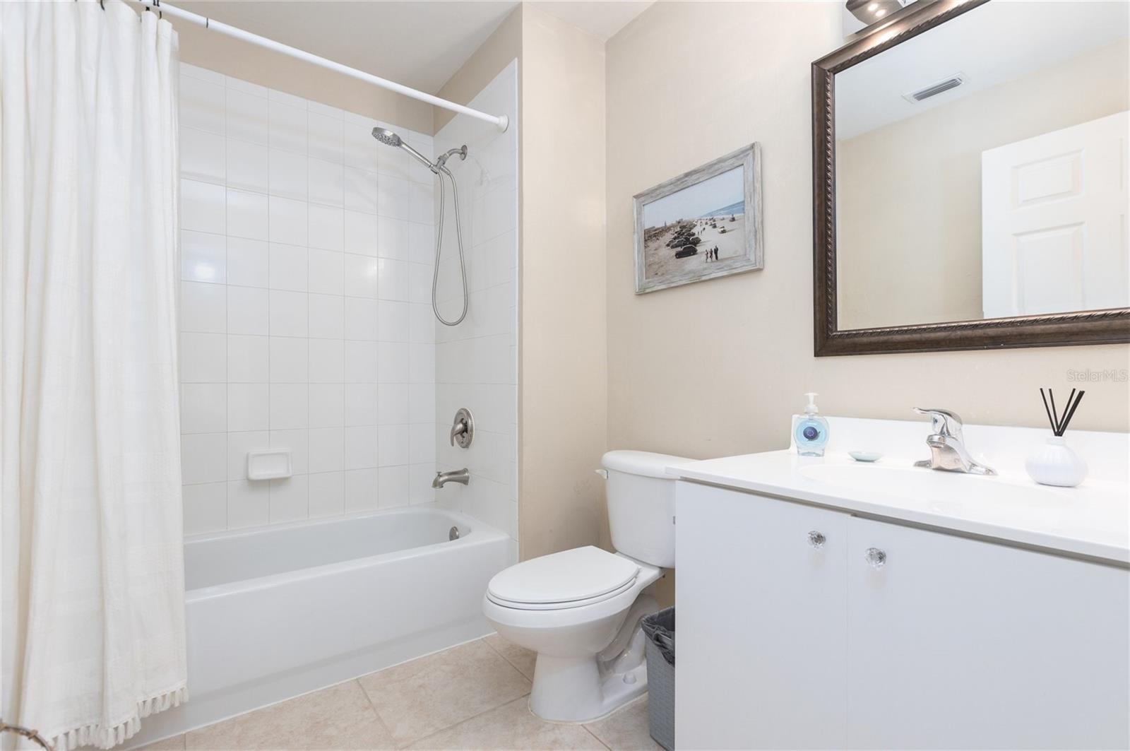Image 20 of 22 For 3643 Casalta Circle