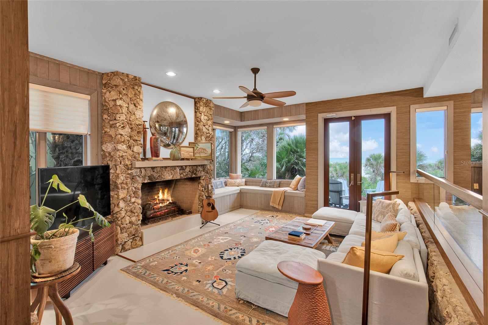 Listing photo id 15 for 1421 Atlantic Avenue