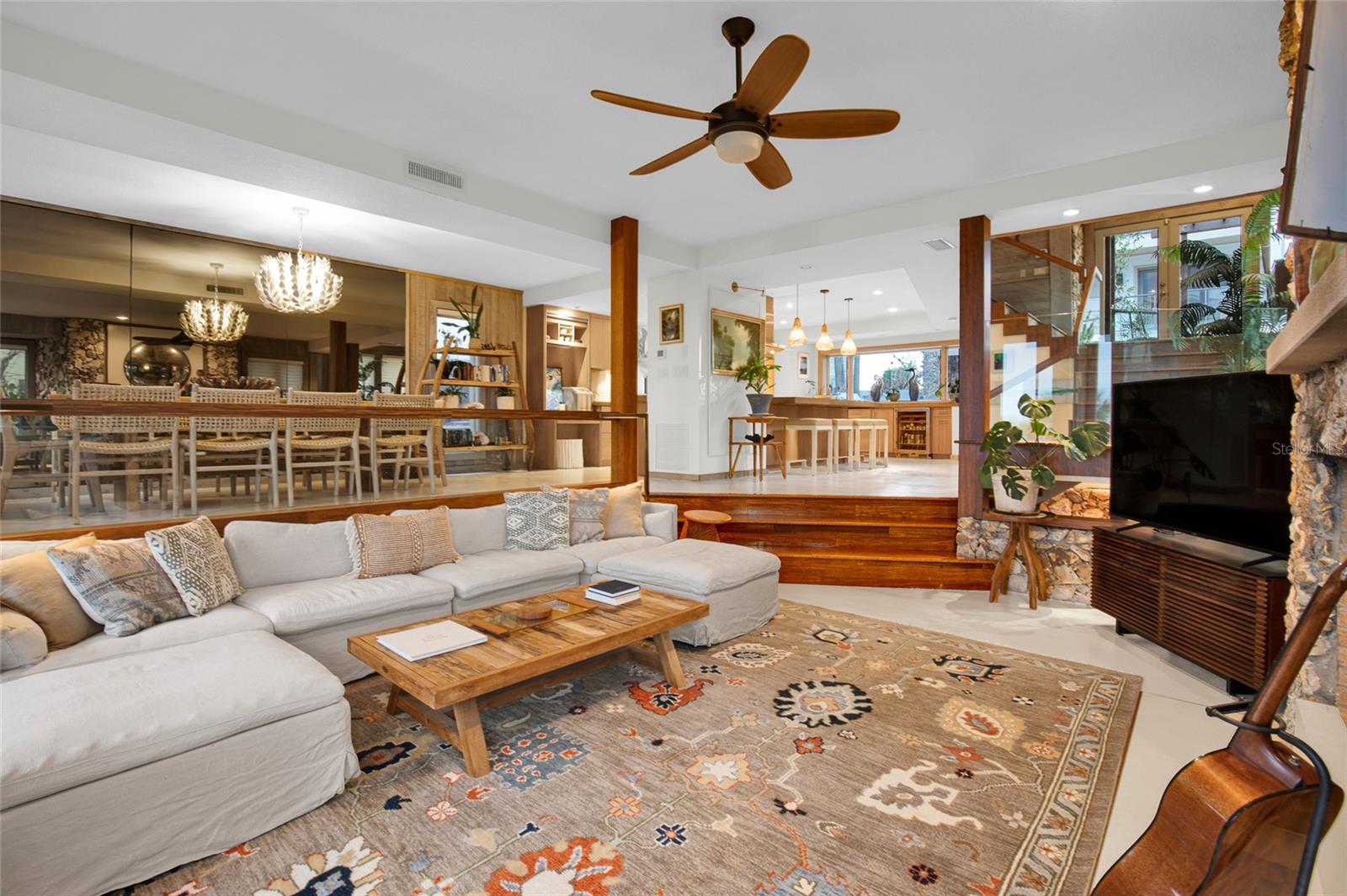 Listing photo id 16 for 1421 Atlantic Avenue