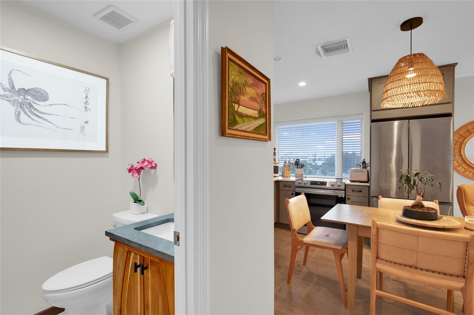 Listing photo id 54 for 1421 Atlantic Avenue
