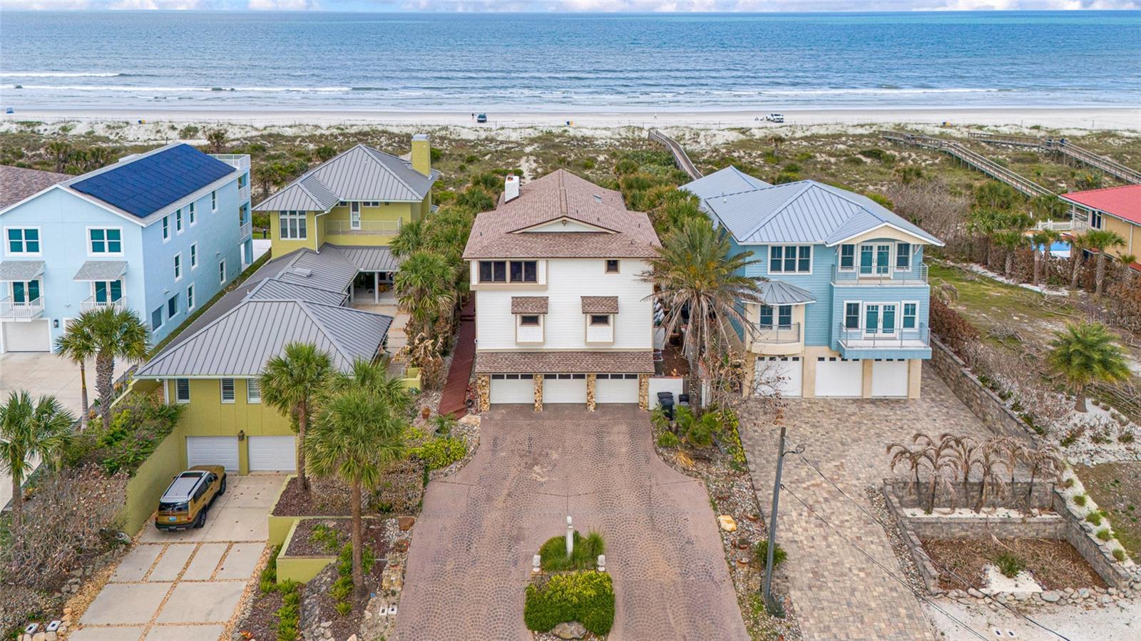 Listing photo id 4 for 1421 Atlantic Avenue