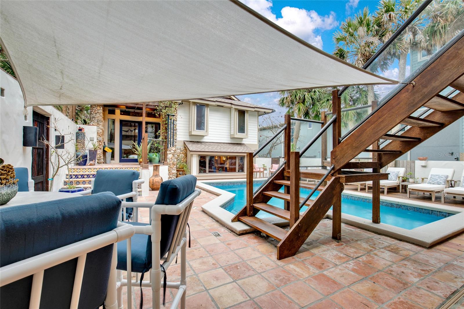 Listing photo id 64 for 1421 Atlantic Avenue