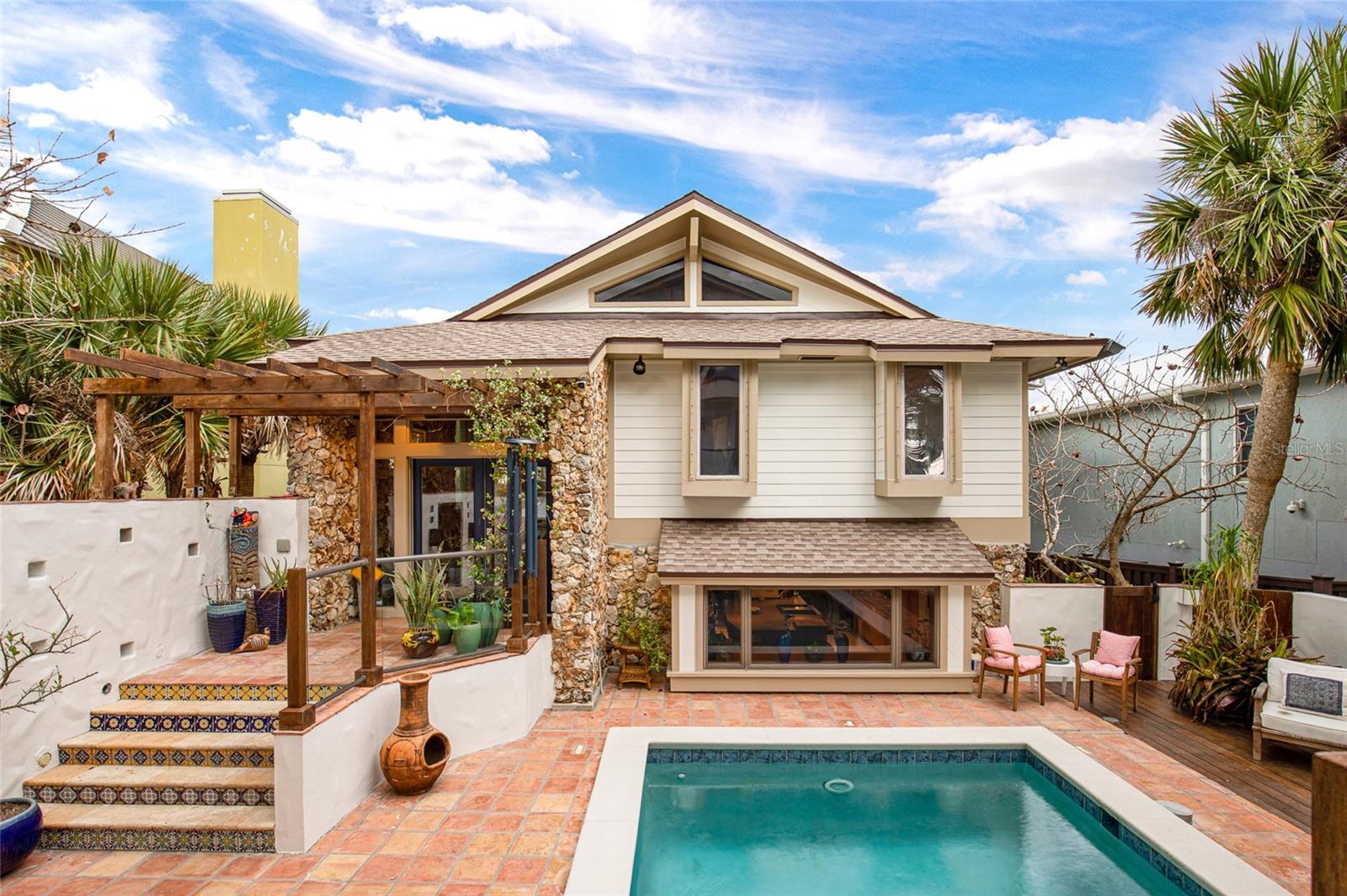 Listing photo id 66 for 1421 Atlantic Avenue