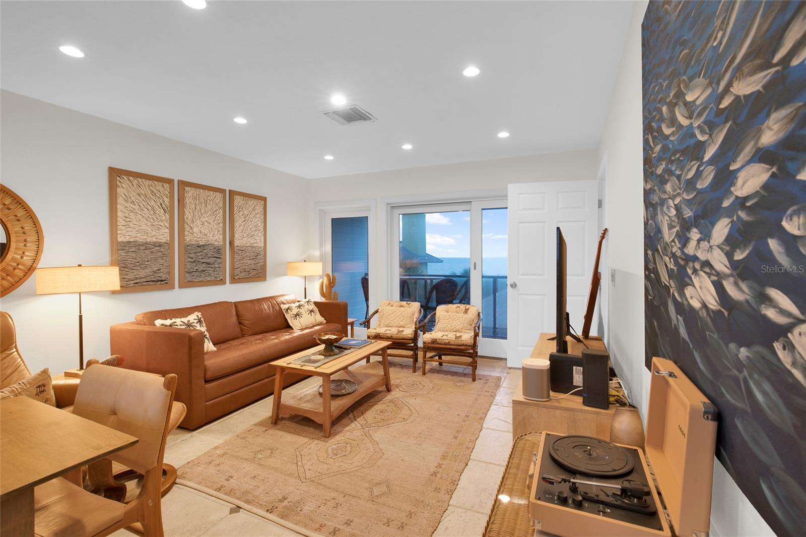 Listing photo id 67 for 1421 Atlantic Avenue
