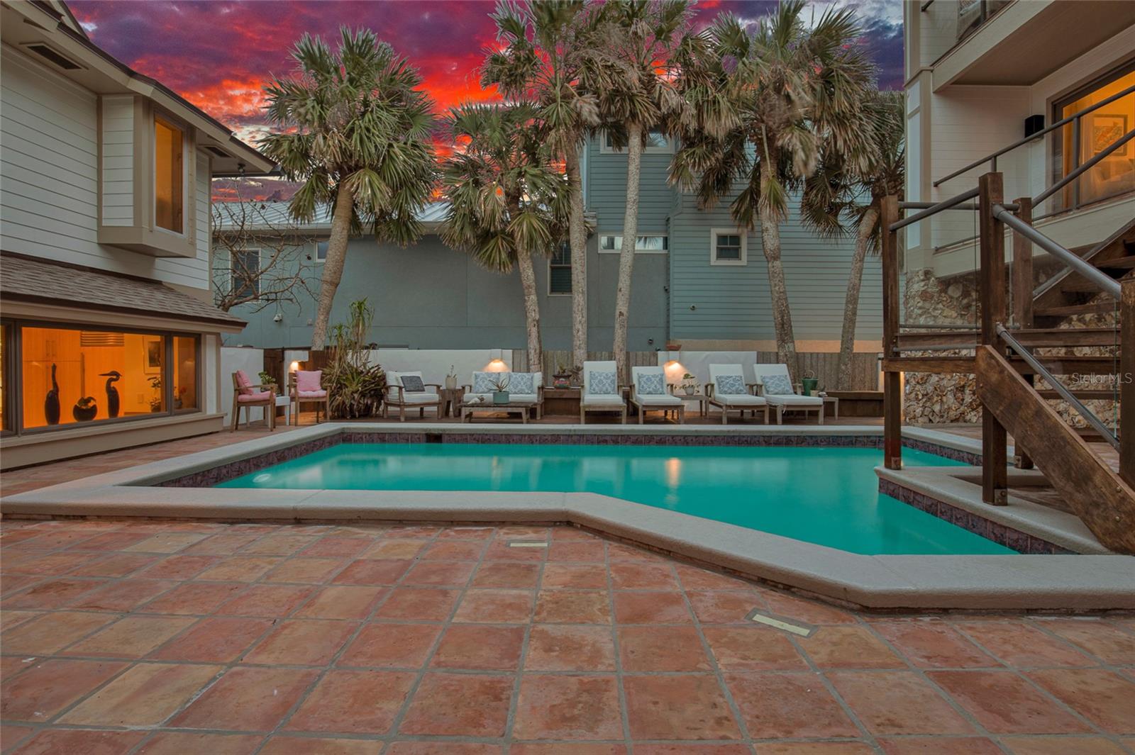 Listing photo id 80 for 1421 Atlantic Avenue