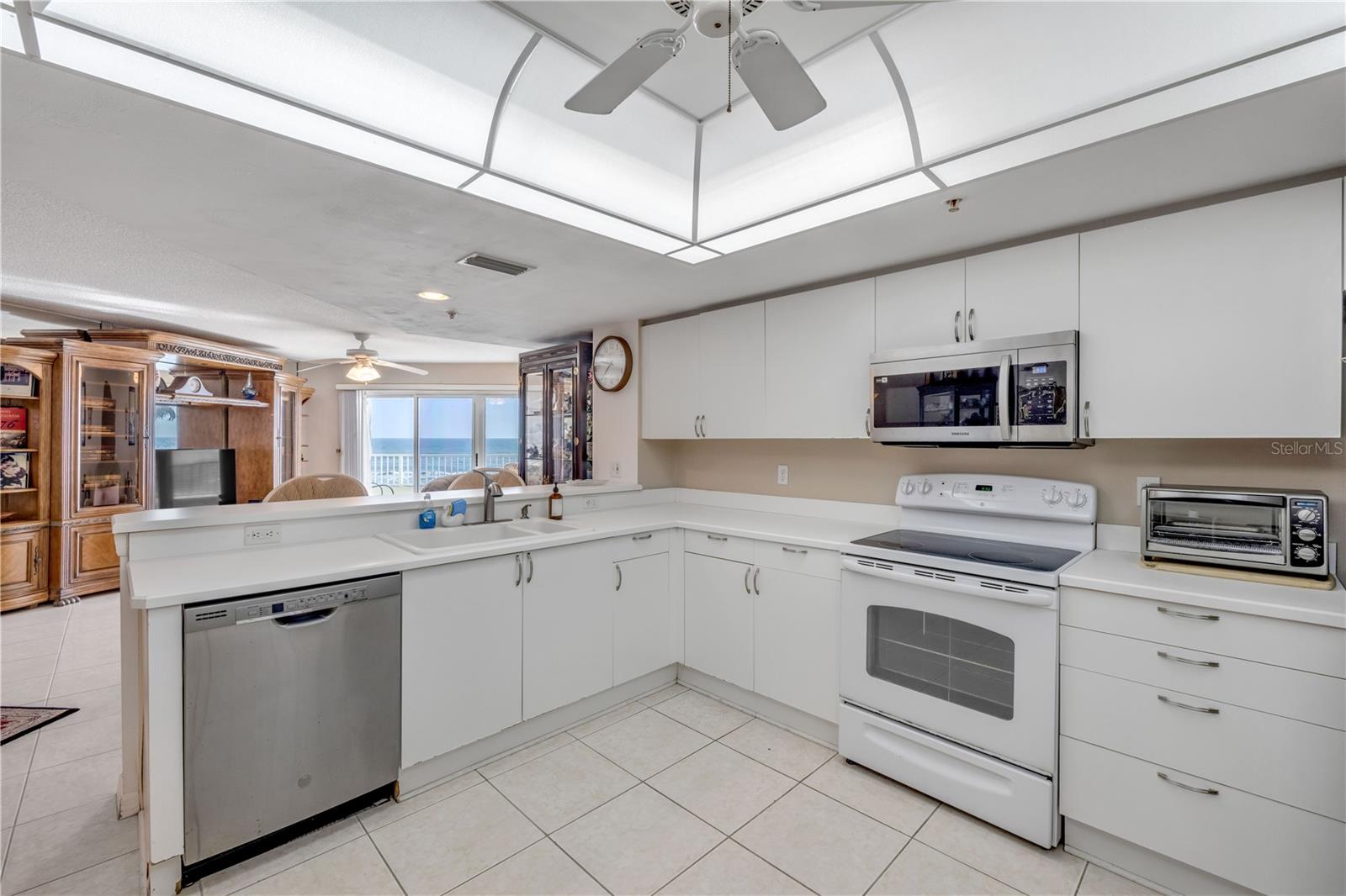 Image 17 of 66 For 2937 Atlantic Avenue 206