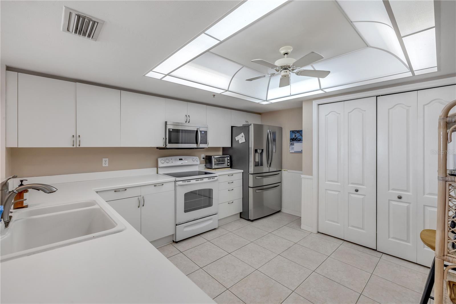 Image 18 of 66 For 2937 Atlantic Avenue 206
