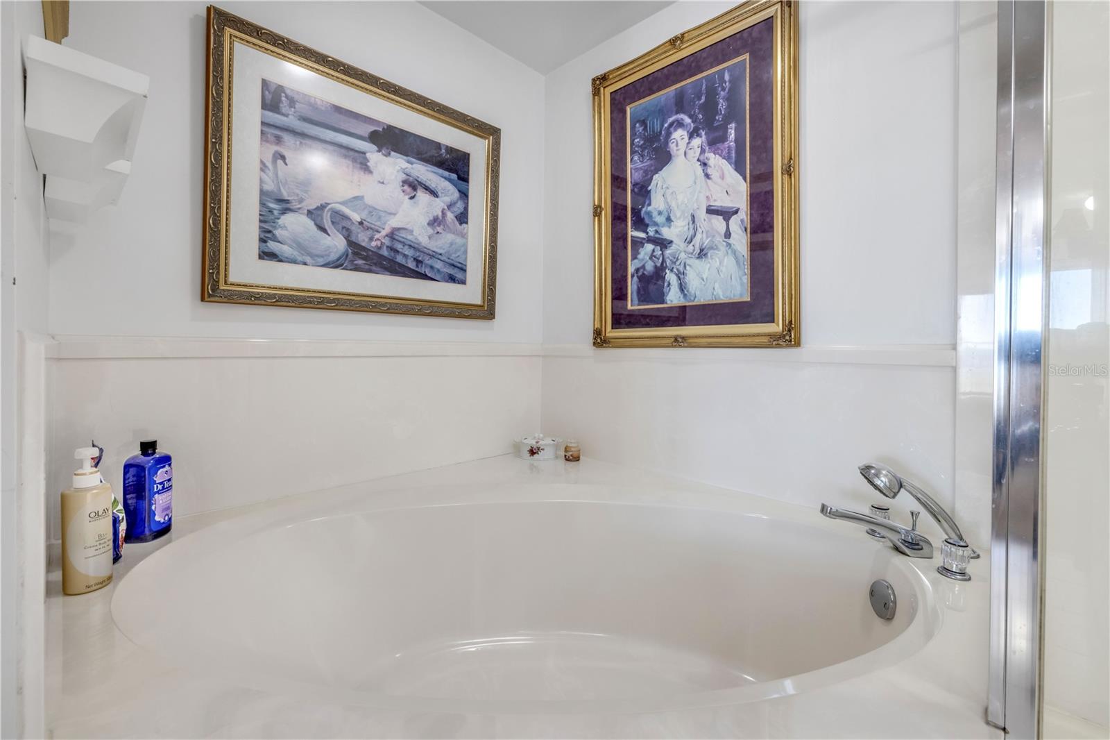 Image 32 of 66 For 2937 Atlantic Avenue 206