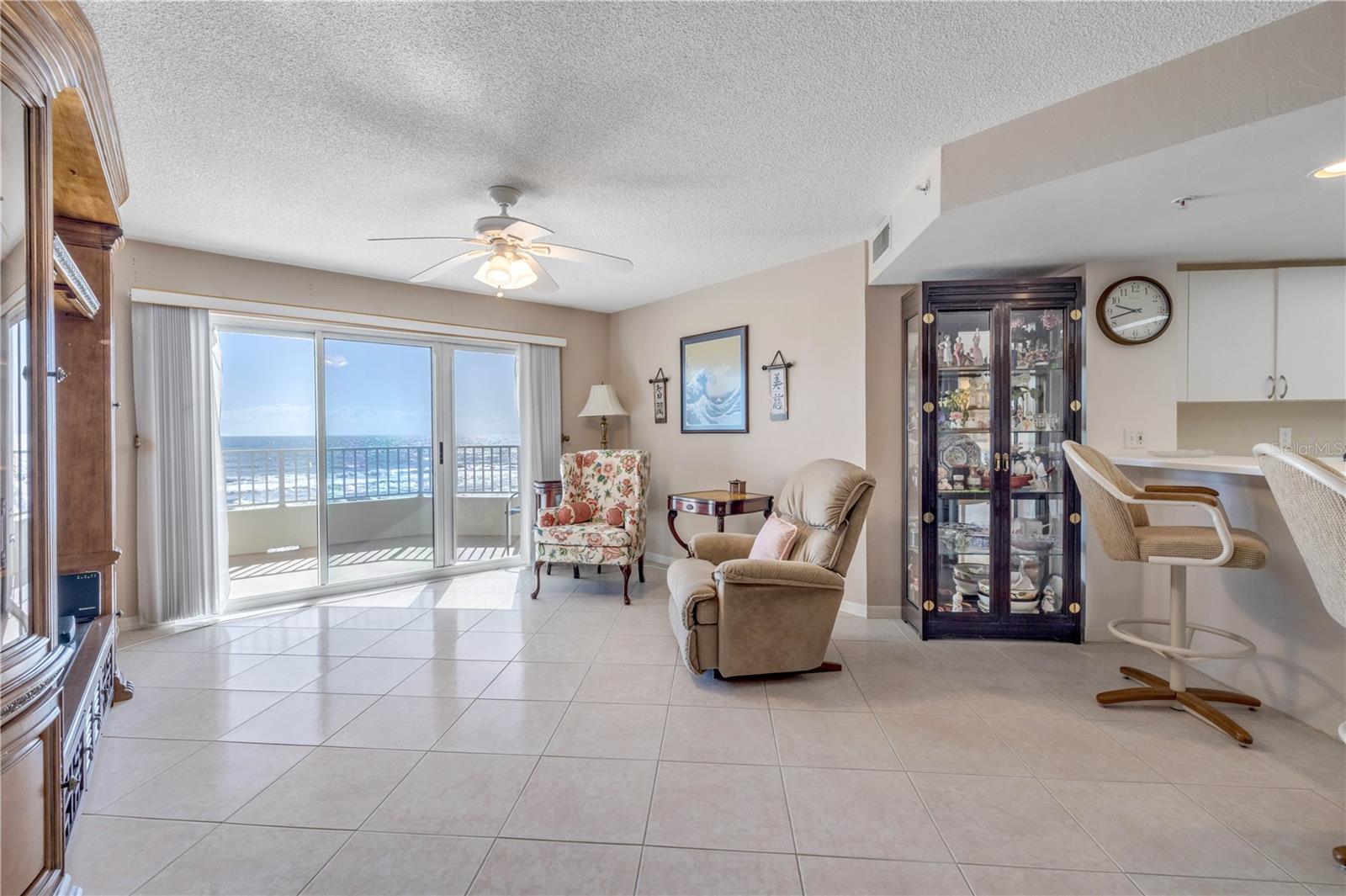 Image 7 of 66 For 2937 Atlantic Avenue 206