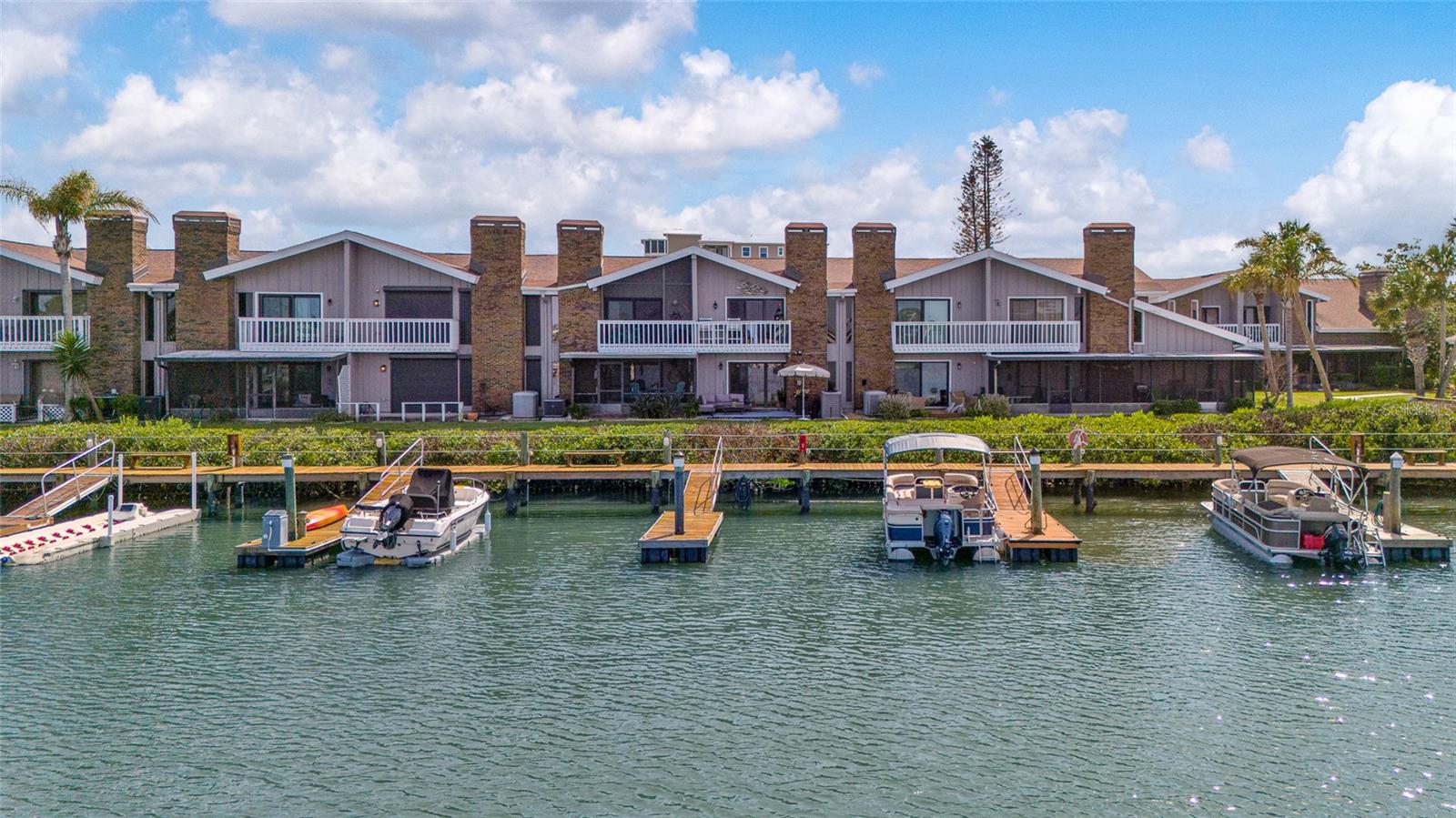 Image 2 of 59 For 121 Lagoon Court