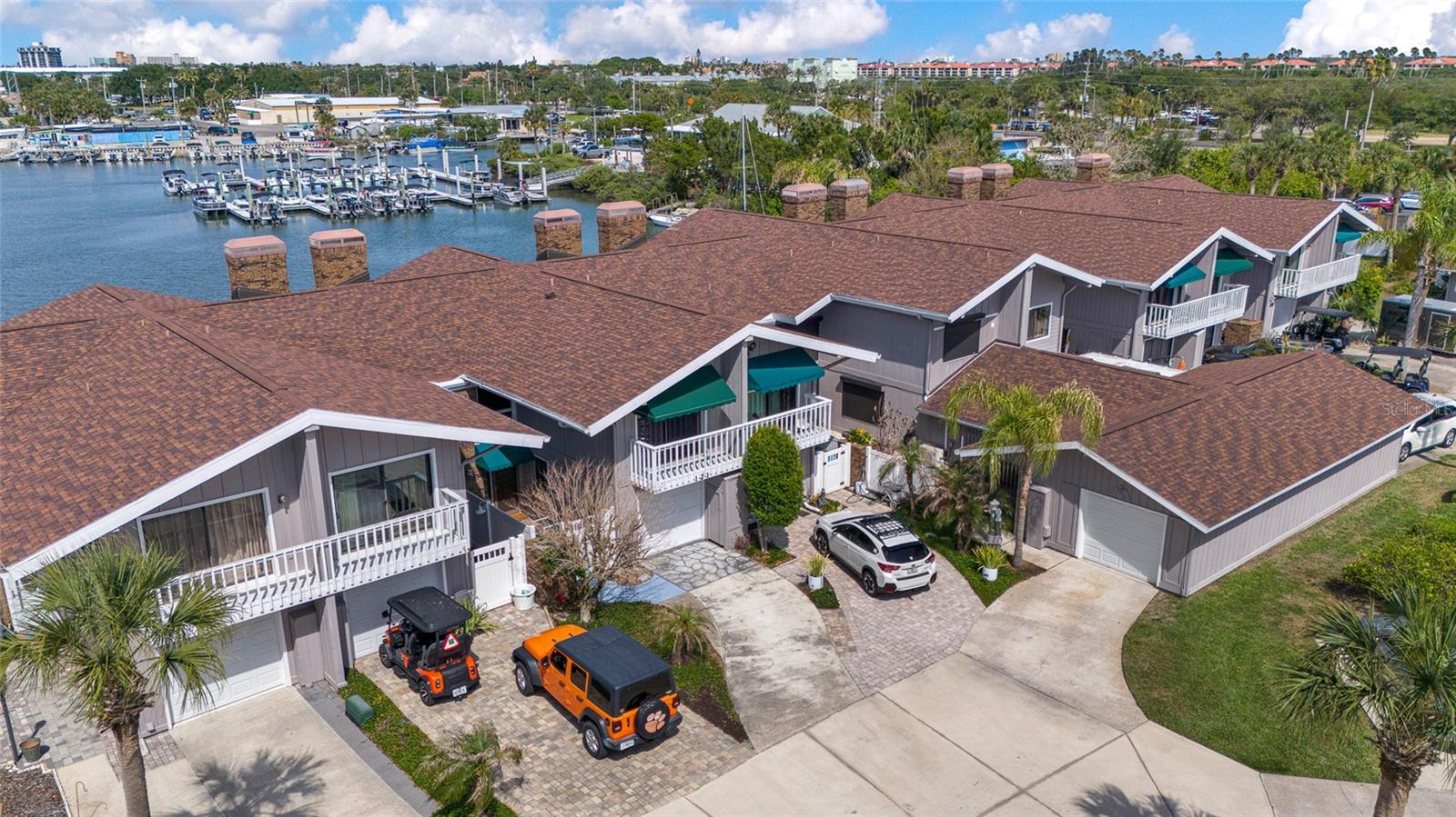 Image 47 of 59 For 121 Lagoon Court