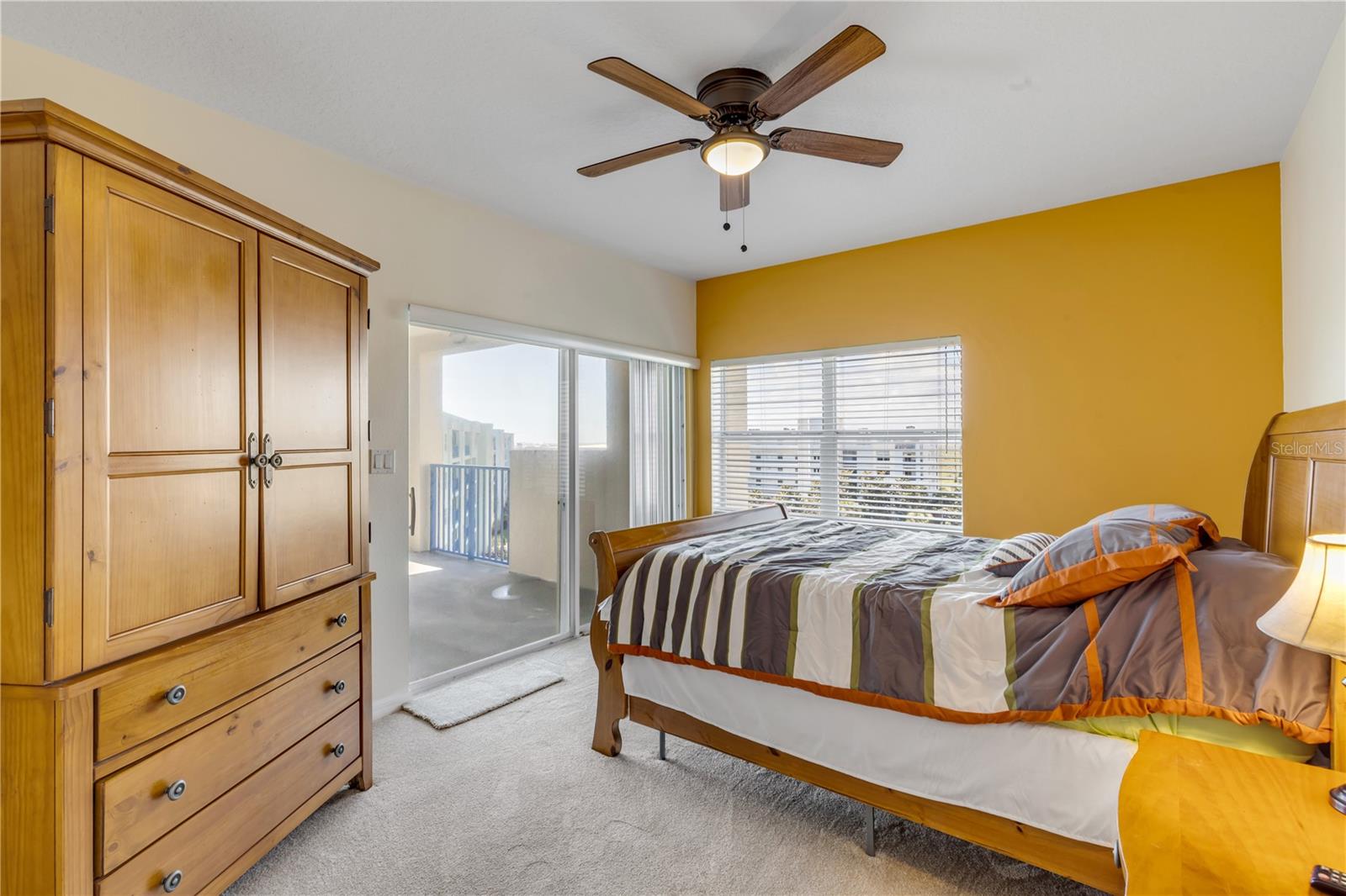 Image 27 of 88 For 5300 Atlantic Avenue 8-601