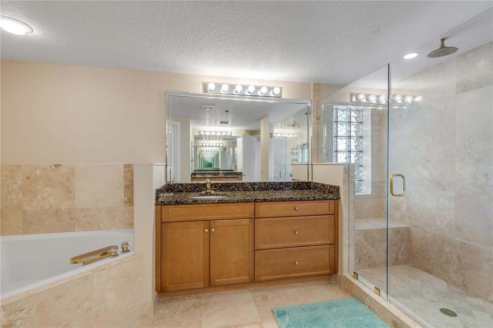 Image 30 of 88 For 5300 Atlantic Avenue 8-601