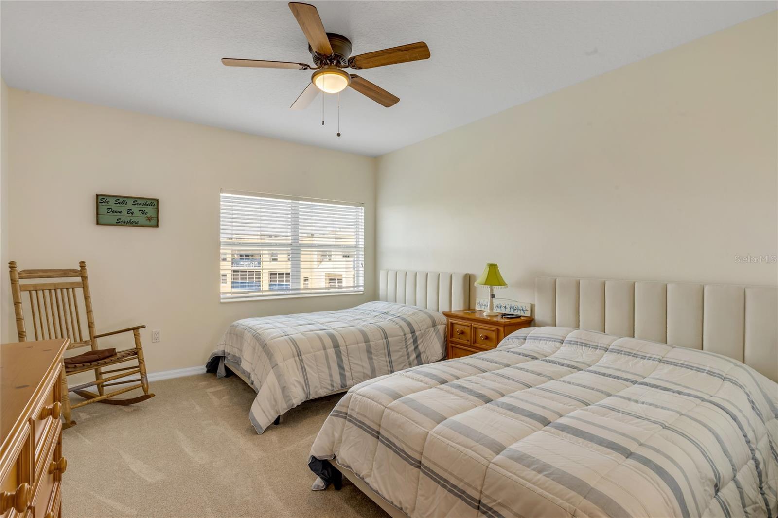 Image 39 of 88 For 5300 Atlantic Avenue 8-601