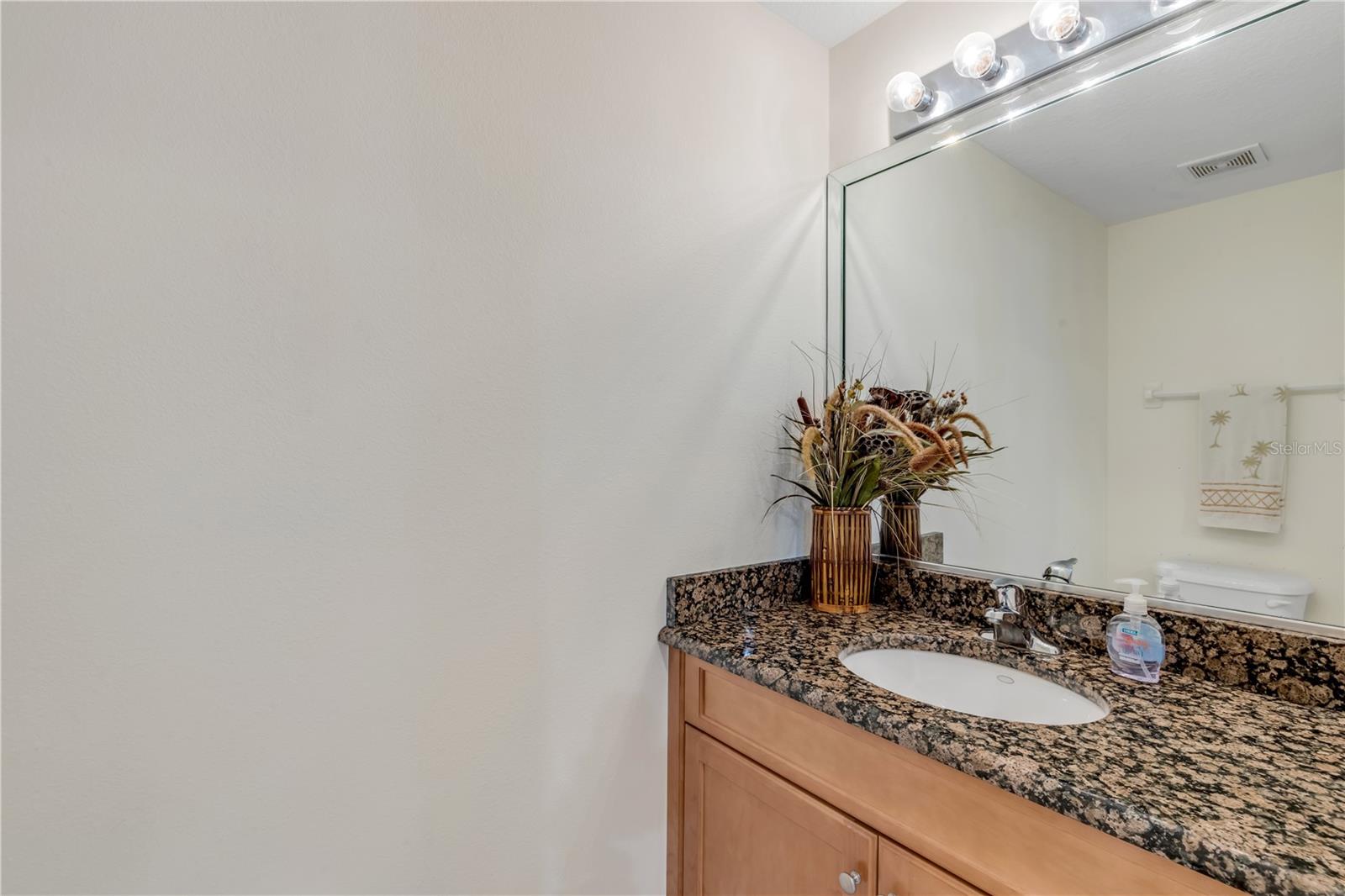 Image 41 of 88 For 5300 Atlantic Avenue 8-601