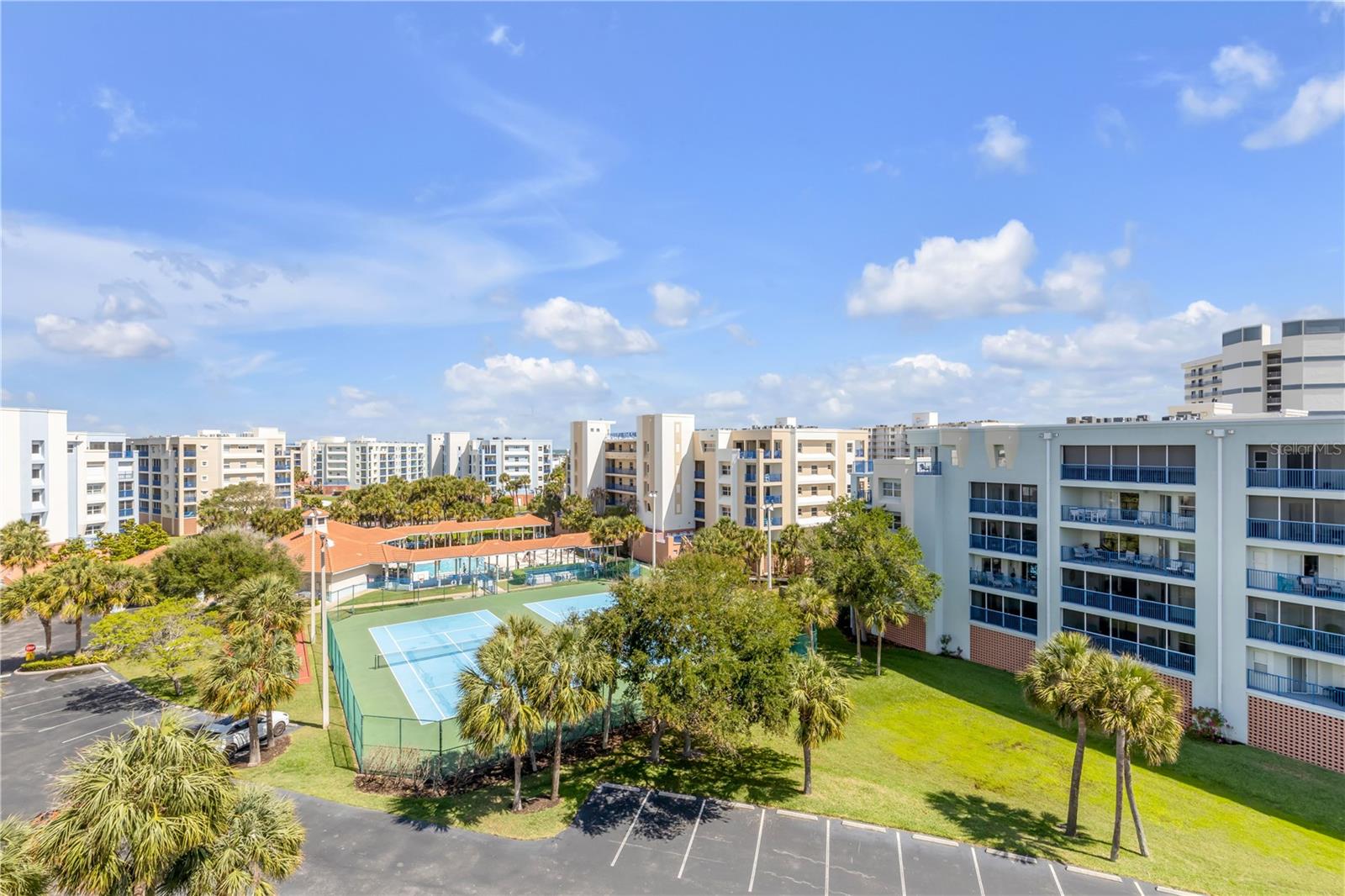 Image 72 of 88 For 5300 Atlantic Avenue 8-601