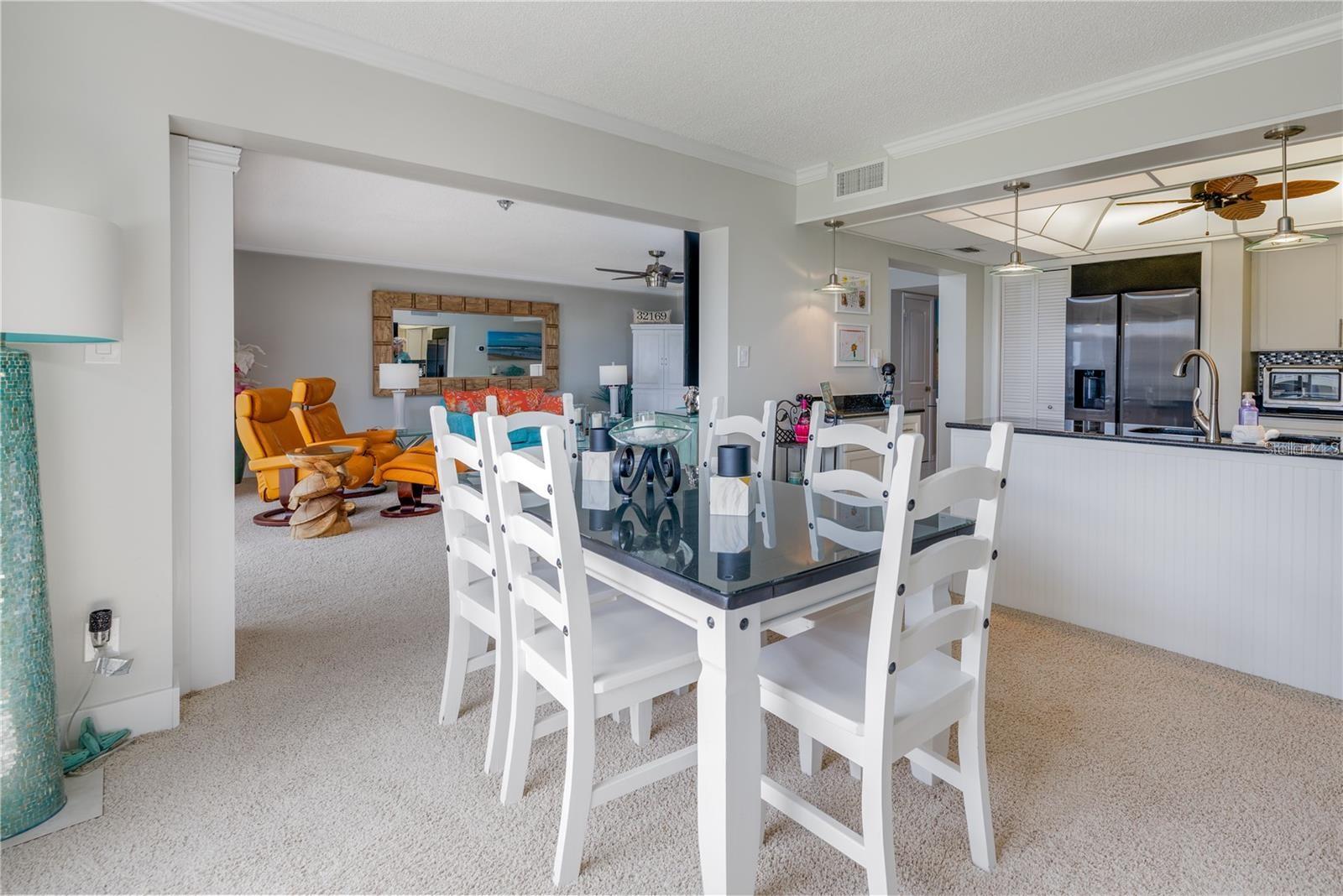 Image 15 of 39 For 4501 Atlantic Avenue 415