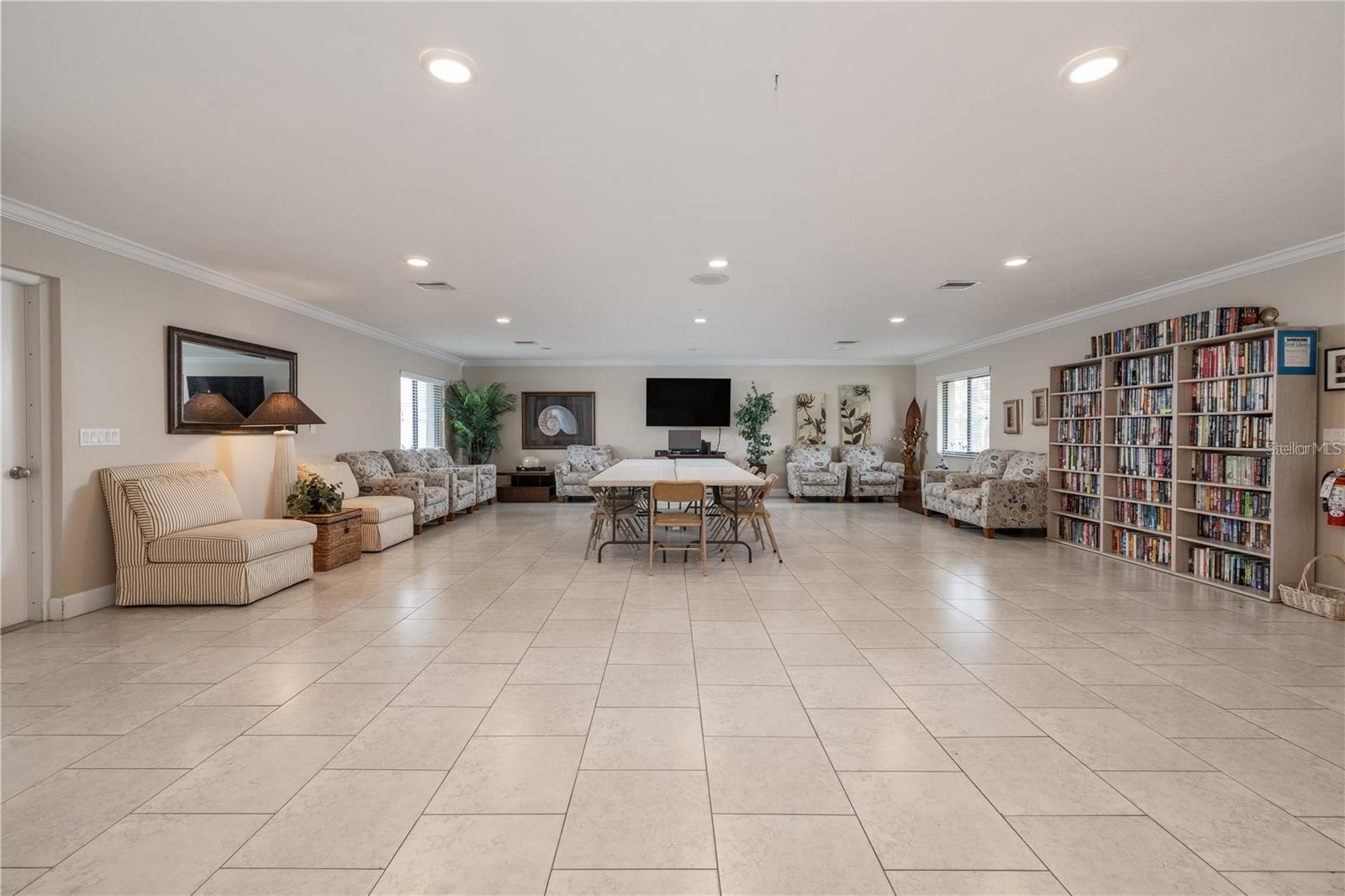 Image 25 of 39 For 4501 Atlantic Avenue 415