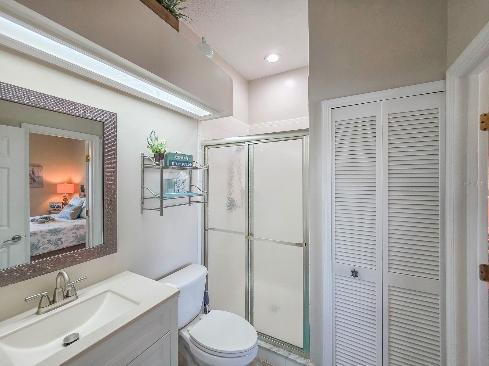 Image 18 of 43 For 6612 Atlantic Avenue 201
