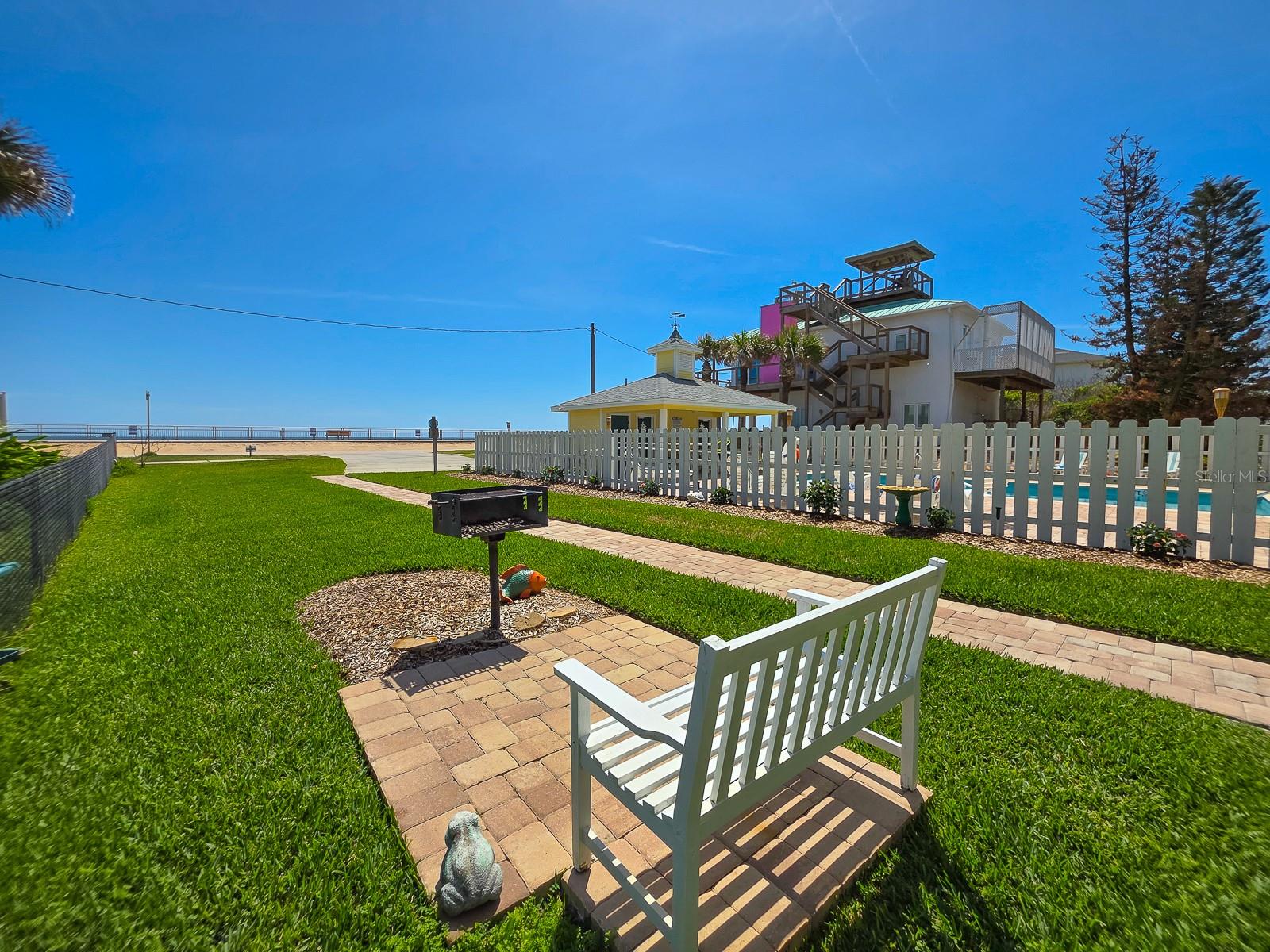 Image 28 of 43 For 6612 Atlantic Avenue 201