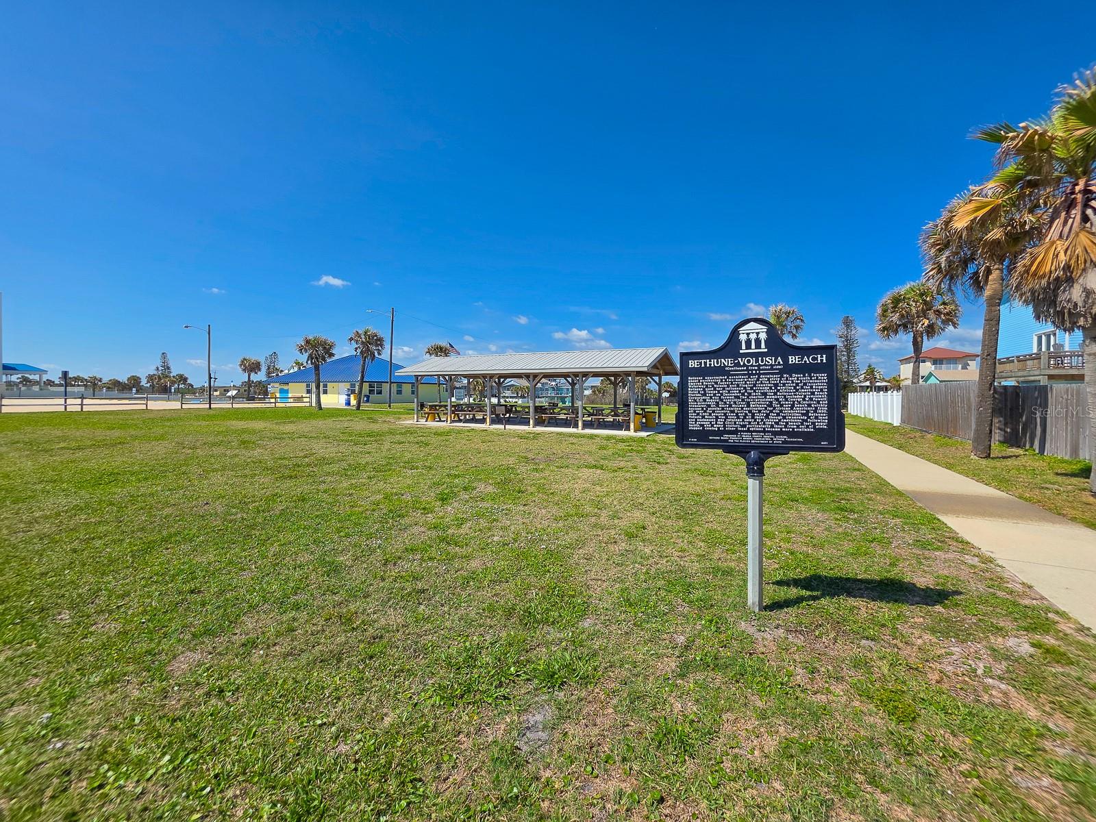 Image 33 of 43 For 6612 Atlantic Avenue 201