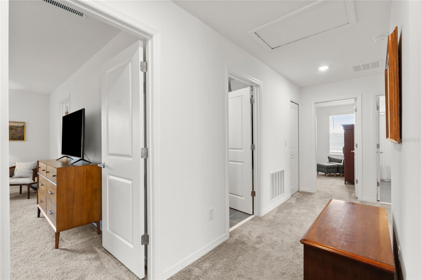 Image 14 of 41 For 2516 Hoptree Lane