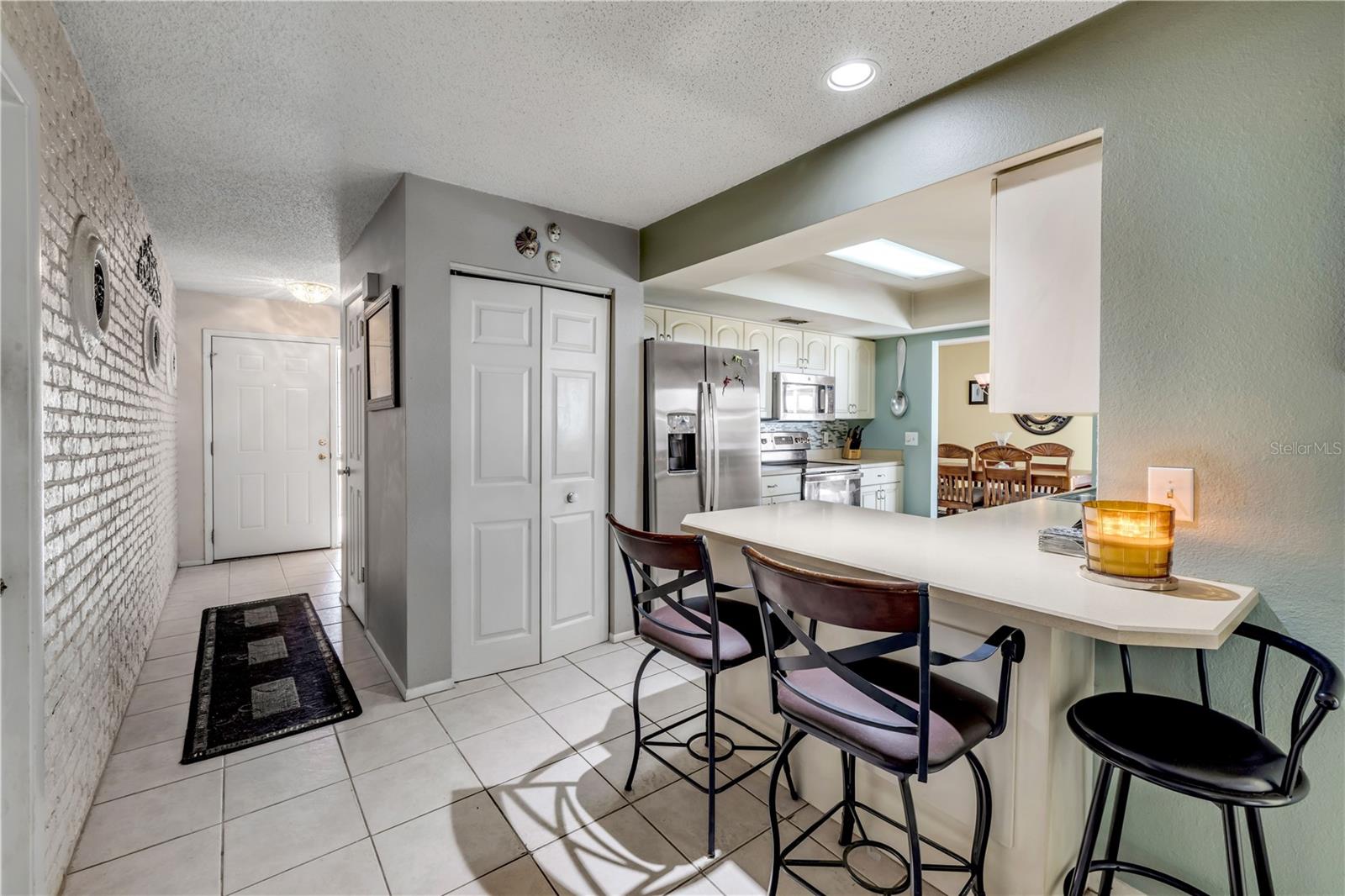 Image 13 of 39 For 1529 Sabal Palm Drive