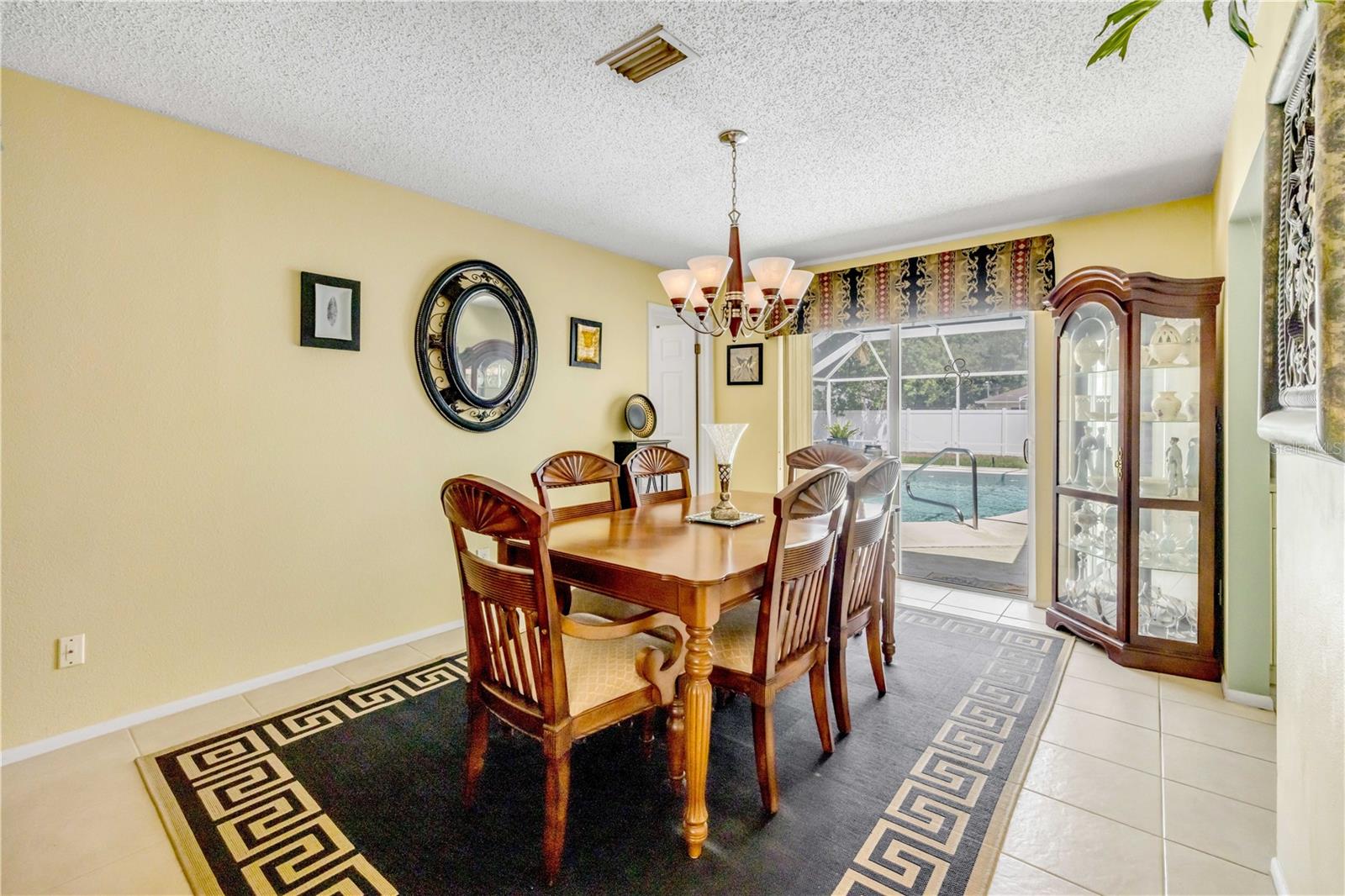 Image 7 of 39 For 1529 Sabal Palm Drive