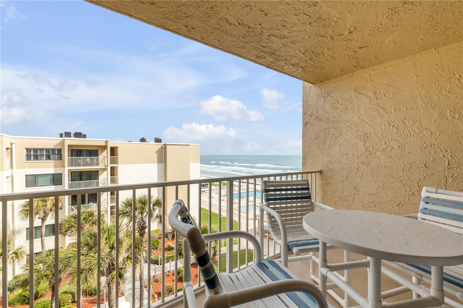 Image 2 of 32 For 4175 Atlantic Avenue 5270