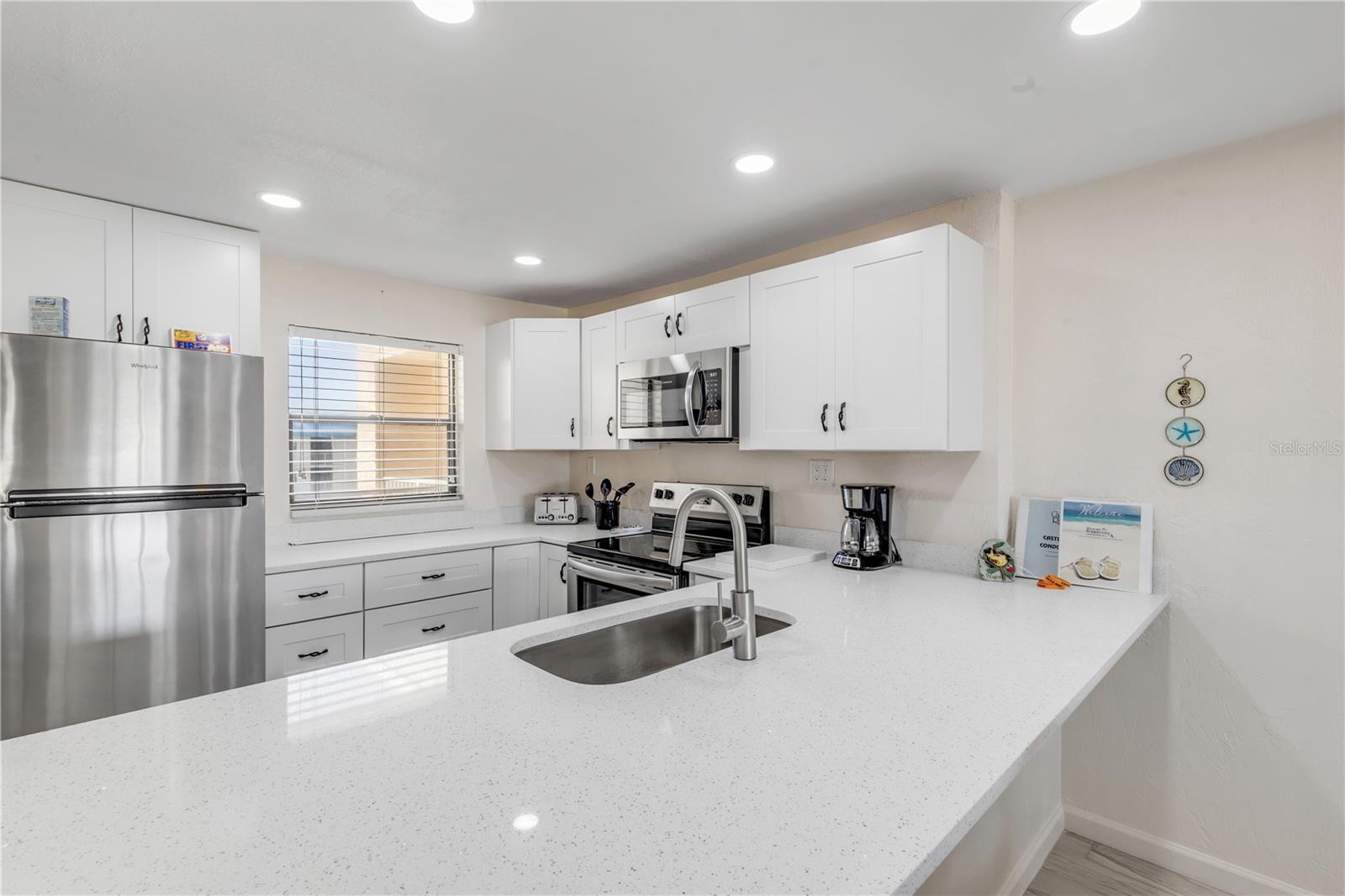 Image 7 of 32 For 4175 Atlantic Avenue 5270