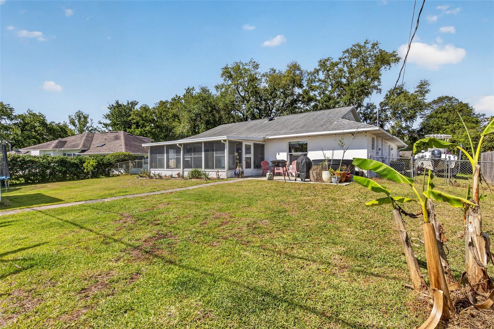Image 34 of 57 For 2225 Vista Palm Drive