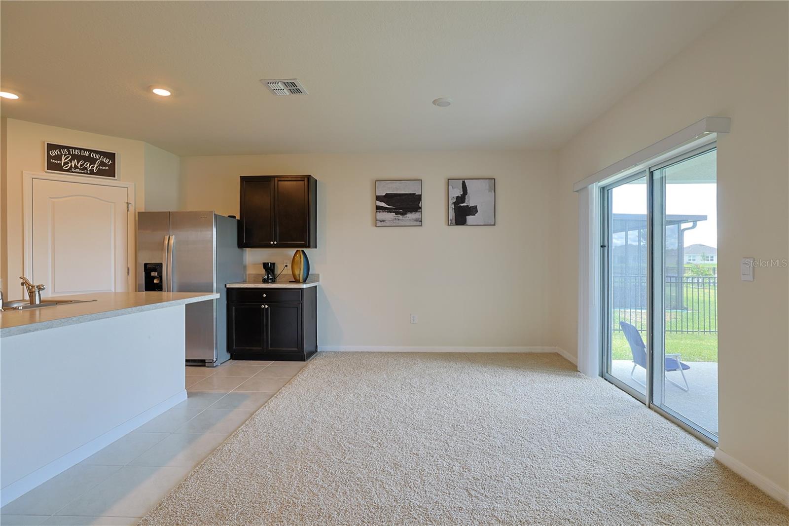 Image 14 of 39 For 2641 Neverland Drive