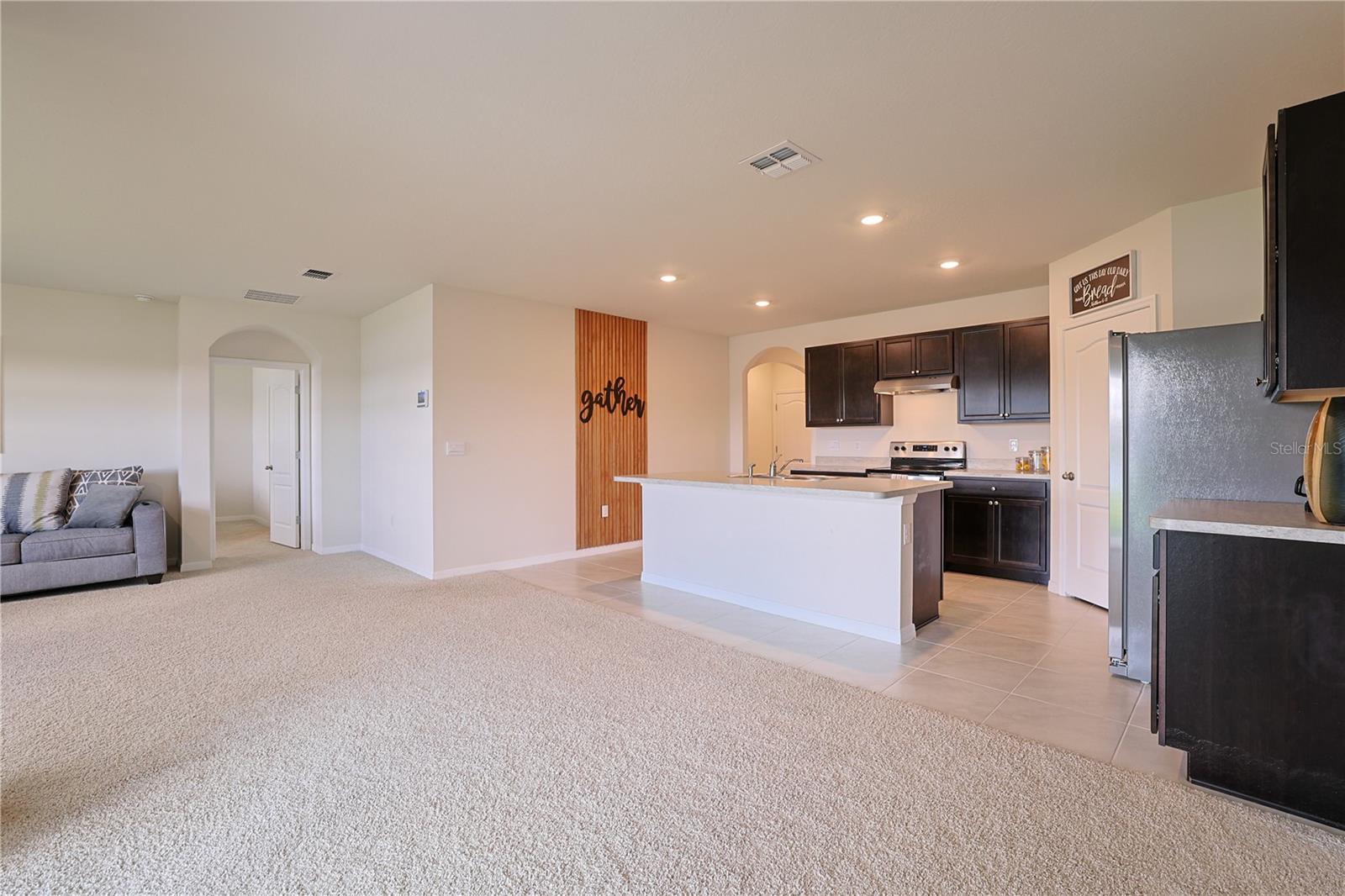 Image 15 of 39 For 2641 Neverland Drive