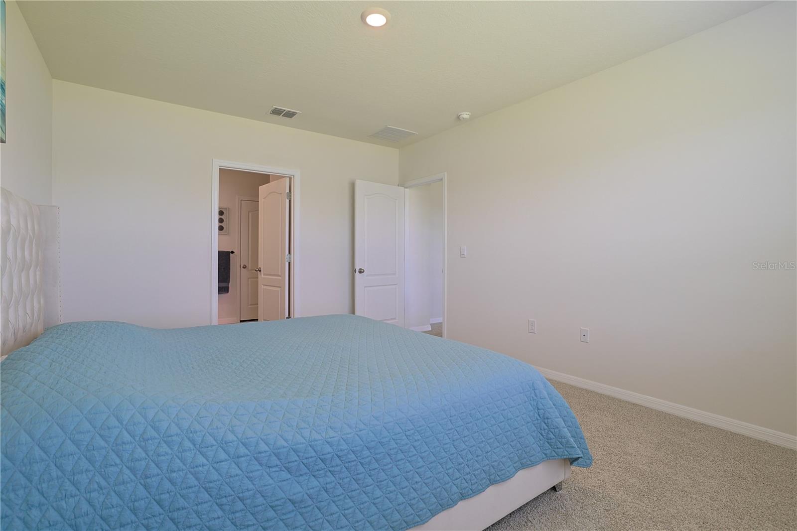 Image 26 of 39 For 2641 Neverland Drive