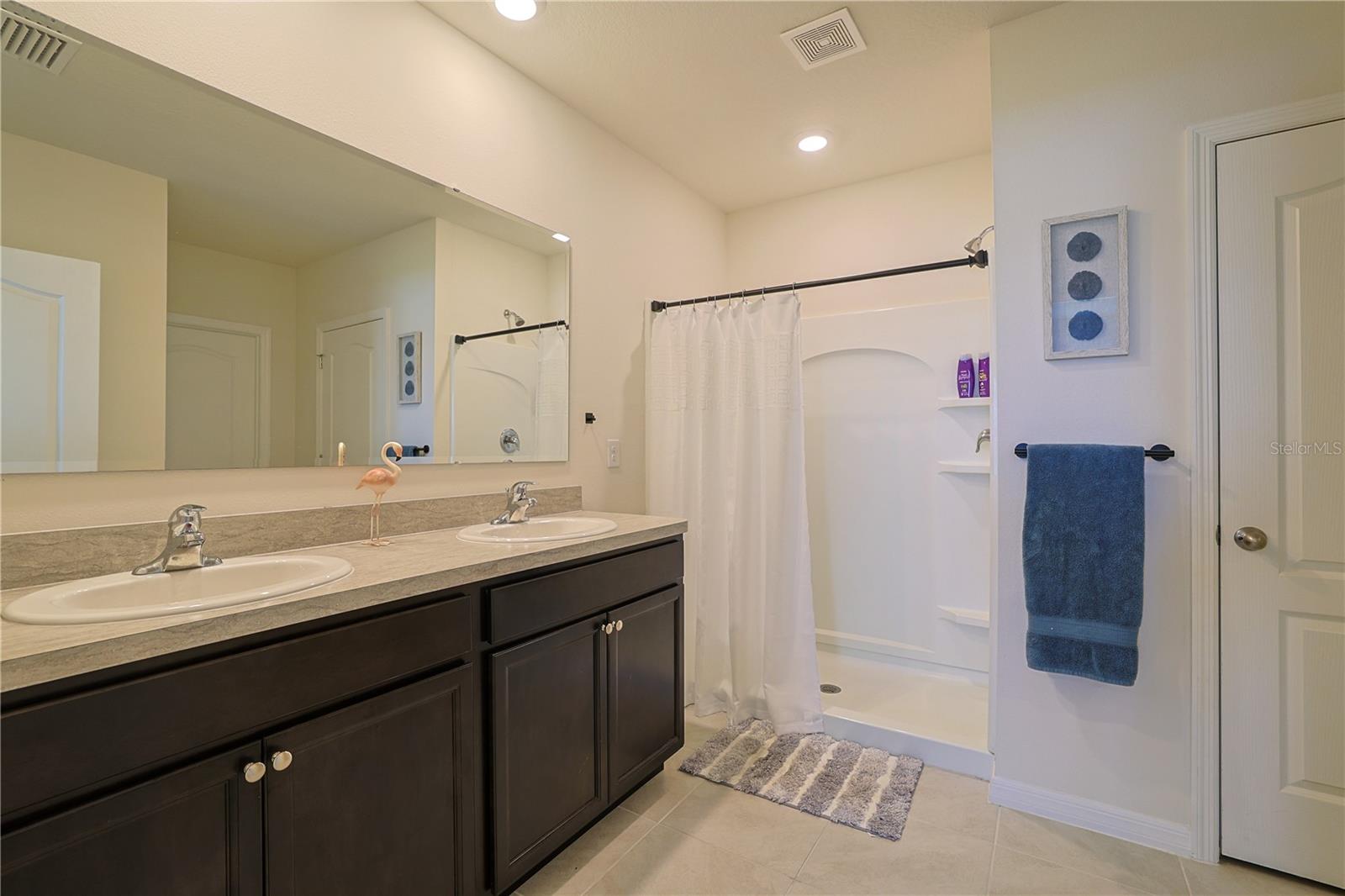 Image 27 of 39 For 2641 Neverland Drive