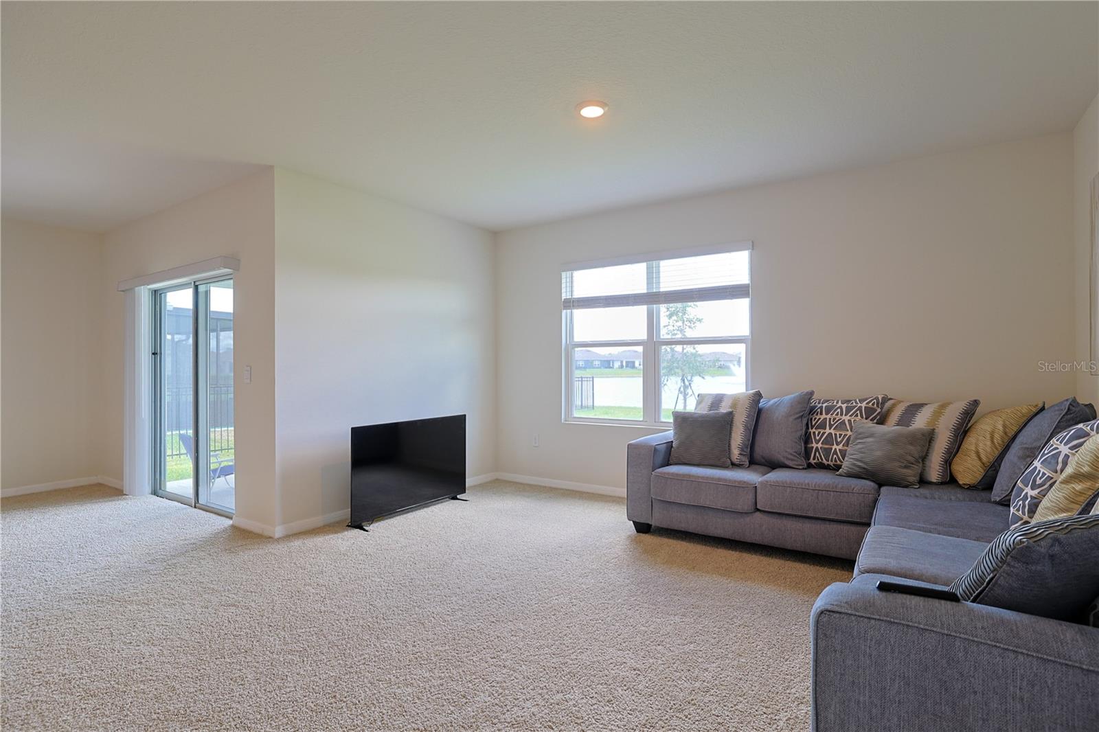 Image 6 of 39 For 2641 Neverland Drive