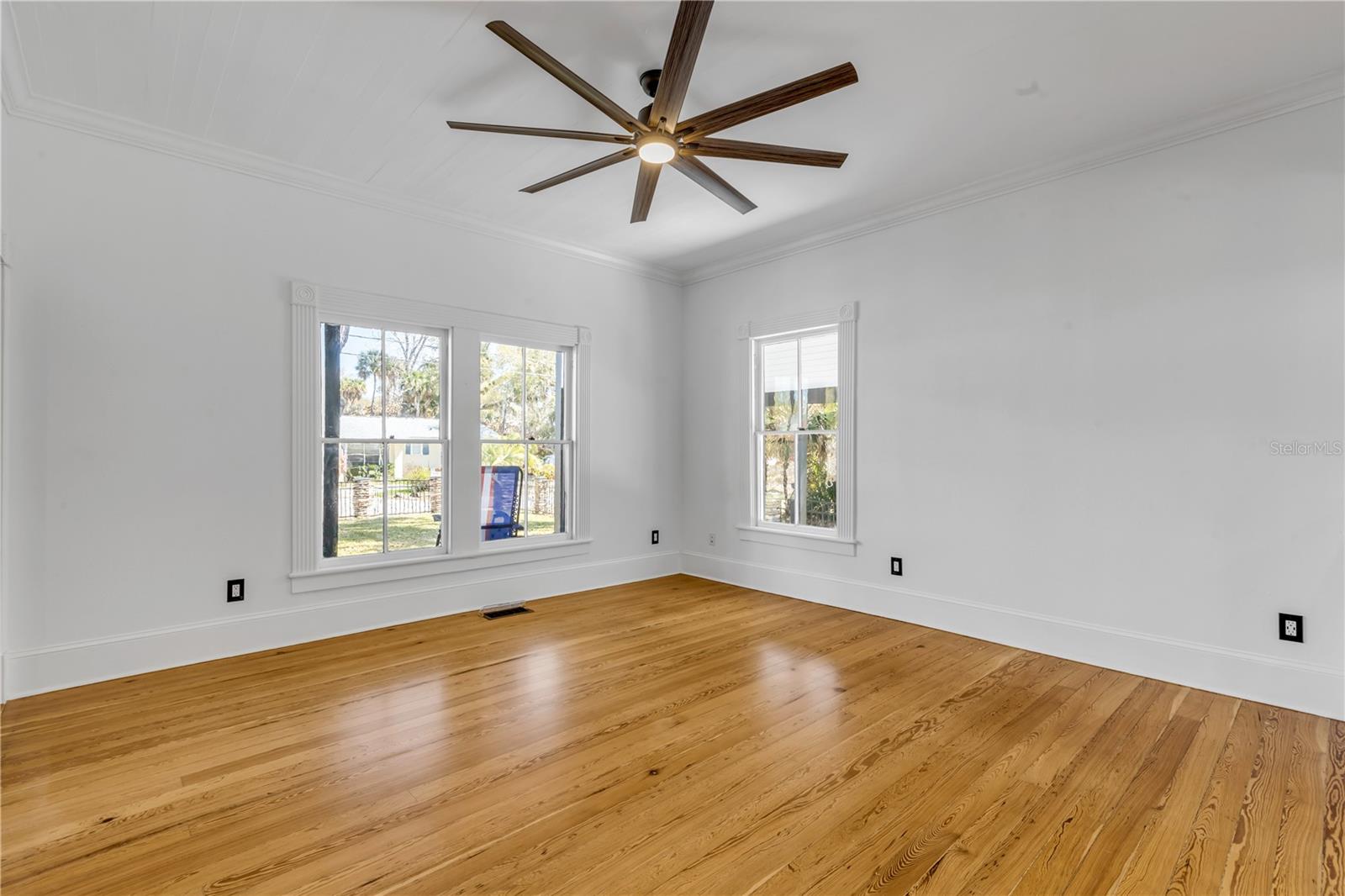 Image 10 of 88 For 532 Faulkner Street