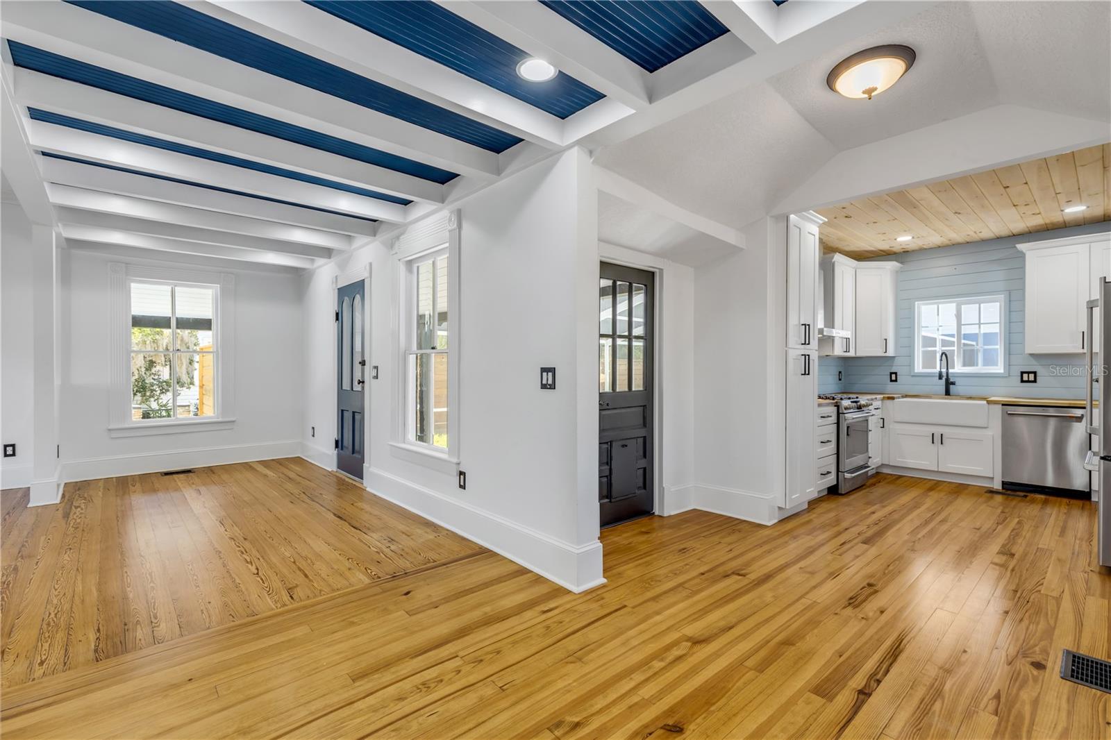 Image 14 of 88 For 532 Faulkner Street