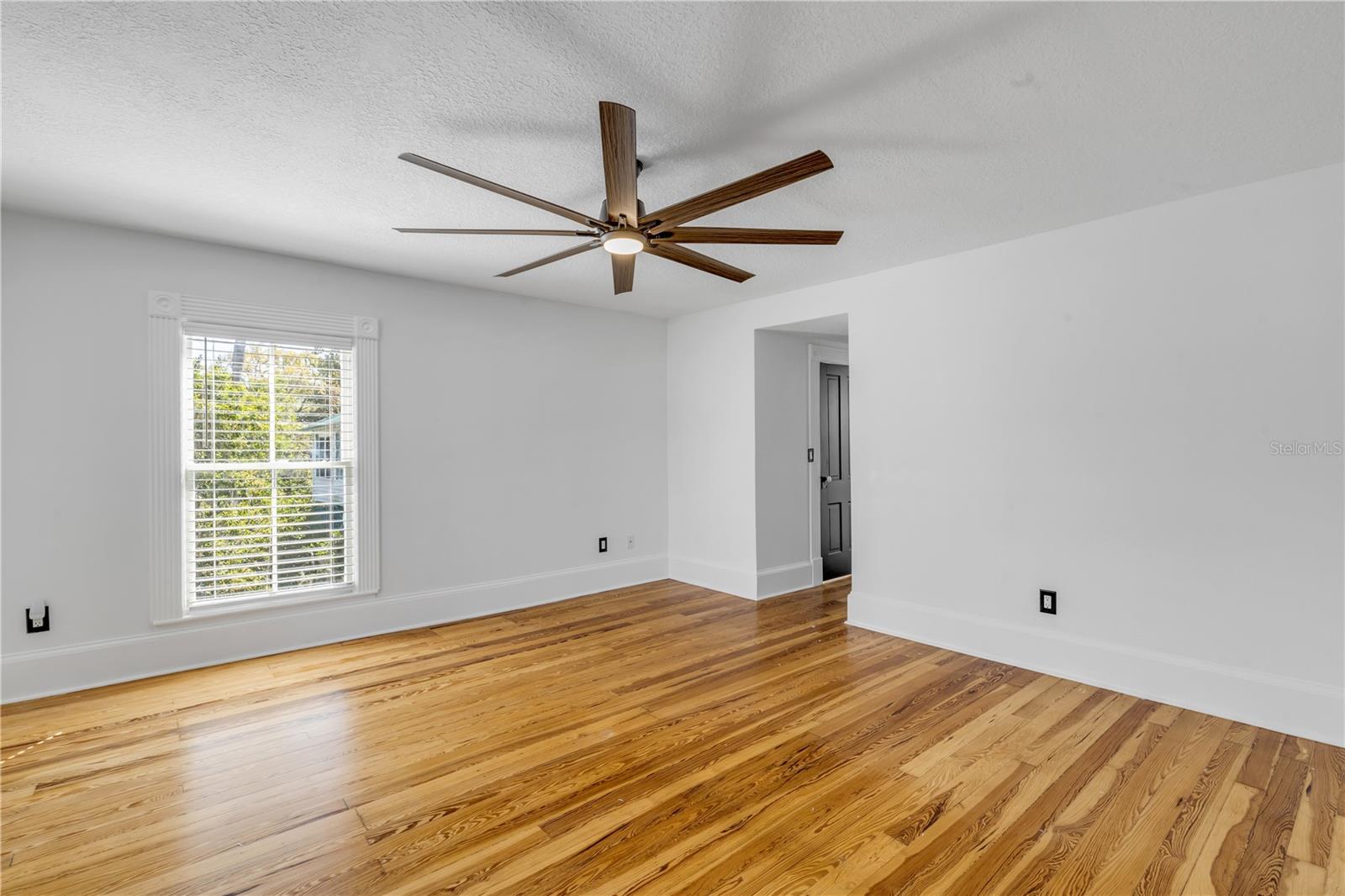 Image 49 of 88 For 532 Faulkner Street