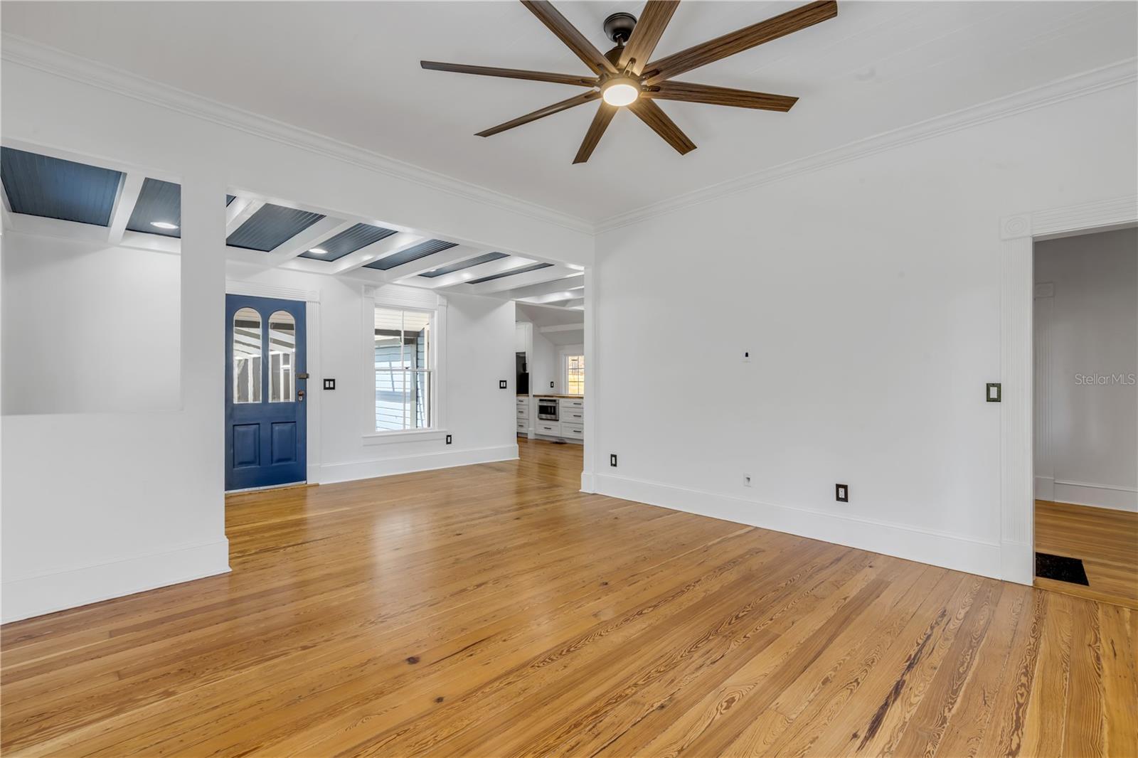 Image 8 of 88 For 532 Faulkner Street