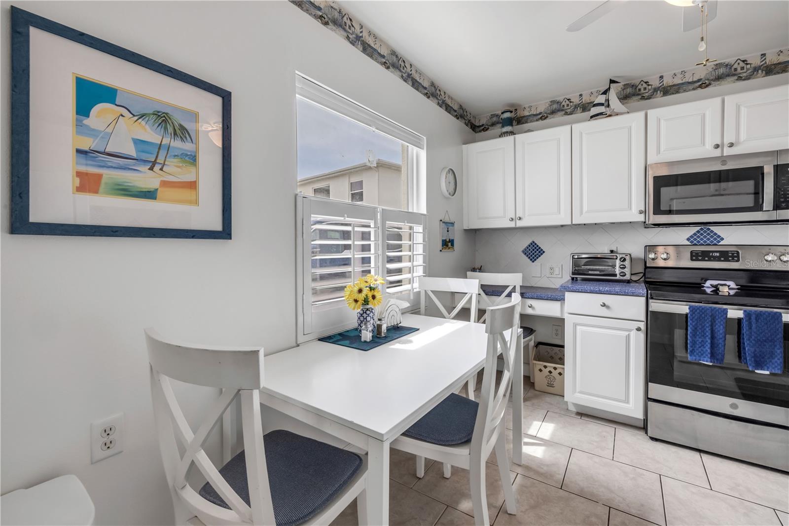 Image 9 of 32 For 577 Atlantic Avenue 7