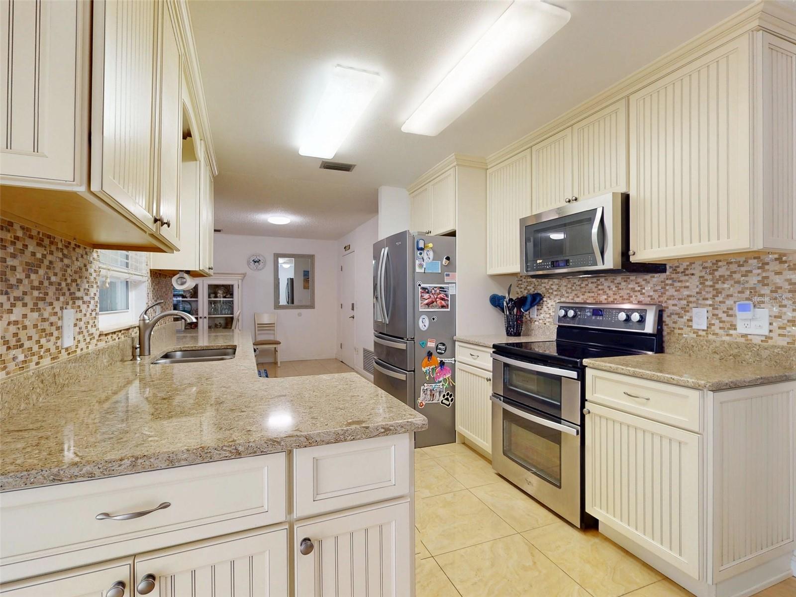 Image 8 of 45 For 4605 Saxon Drive