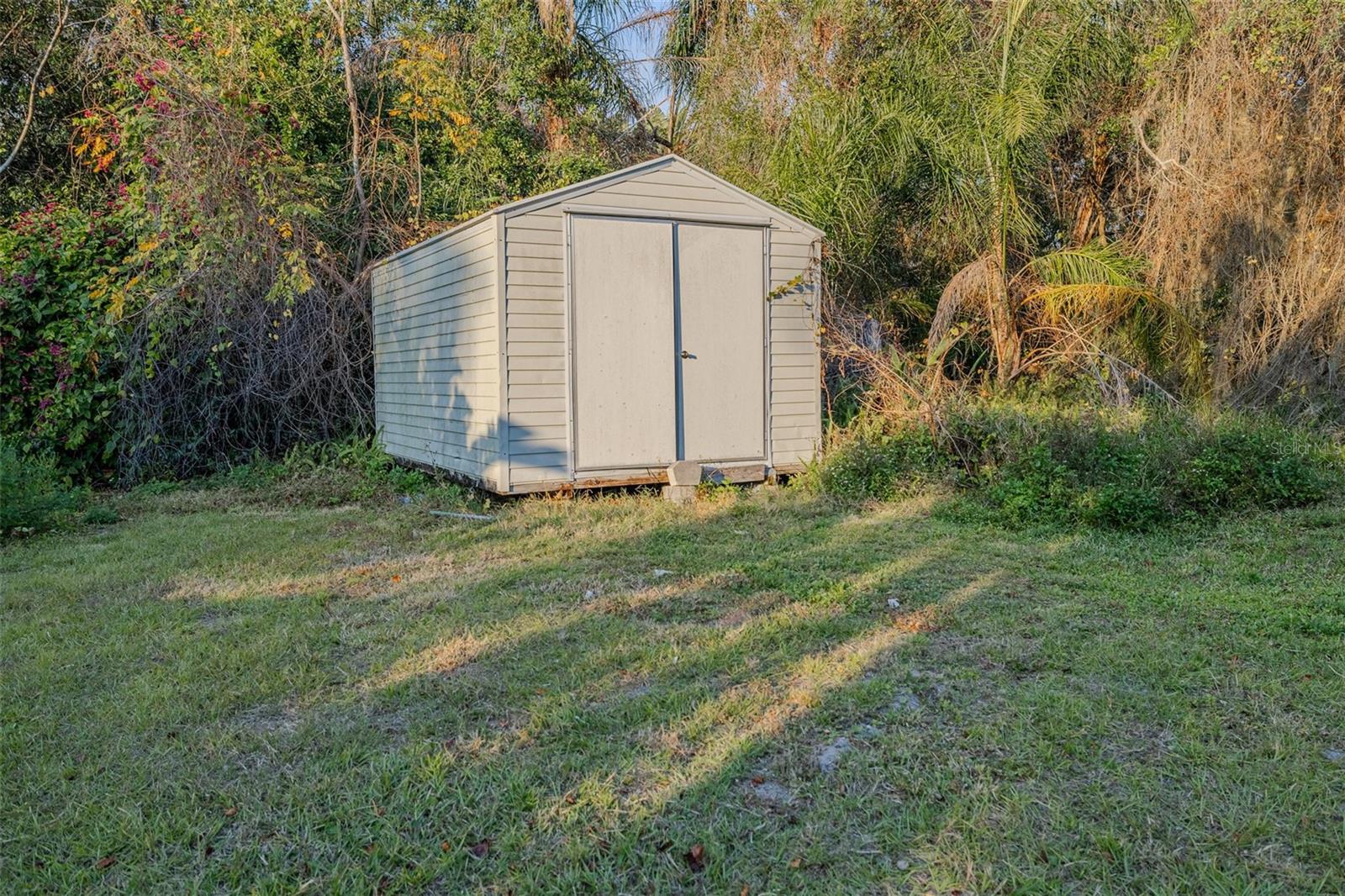 Image 24 of 39 For 821 Highpoint Drive