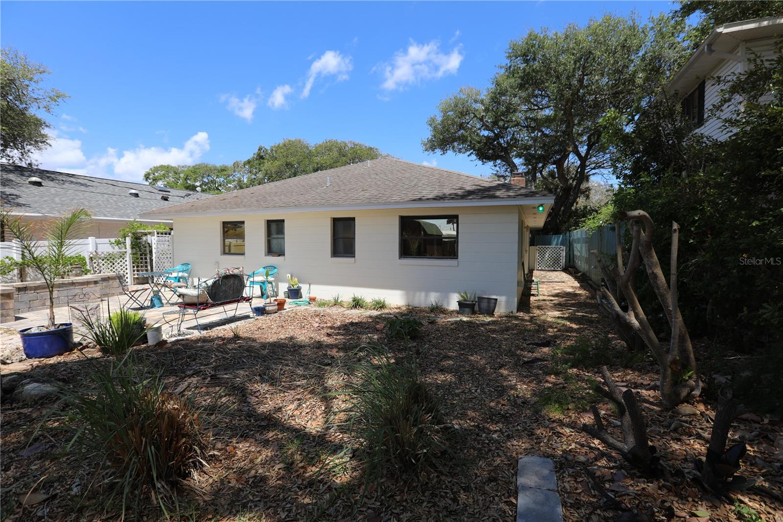 Image 10 of 61 For 825 23rd Avenue