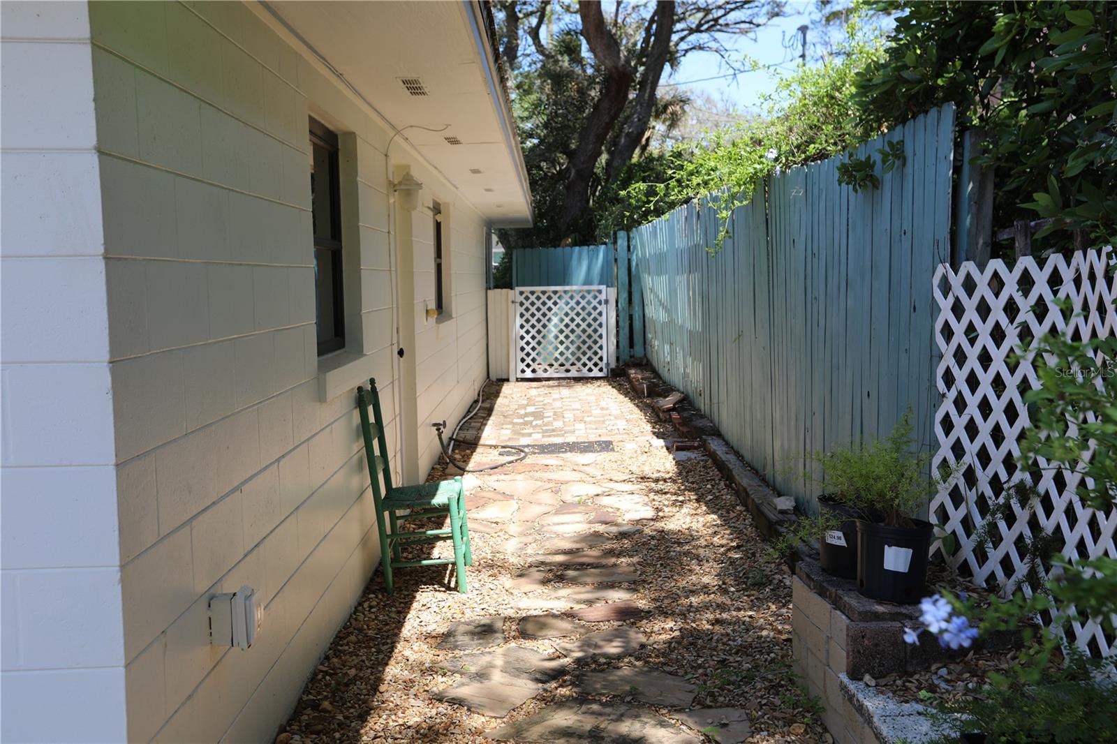 Image 12 of 61 For 825 23rd Avenue
