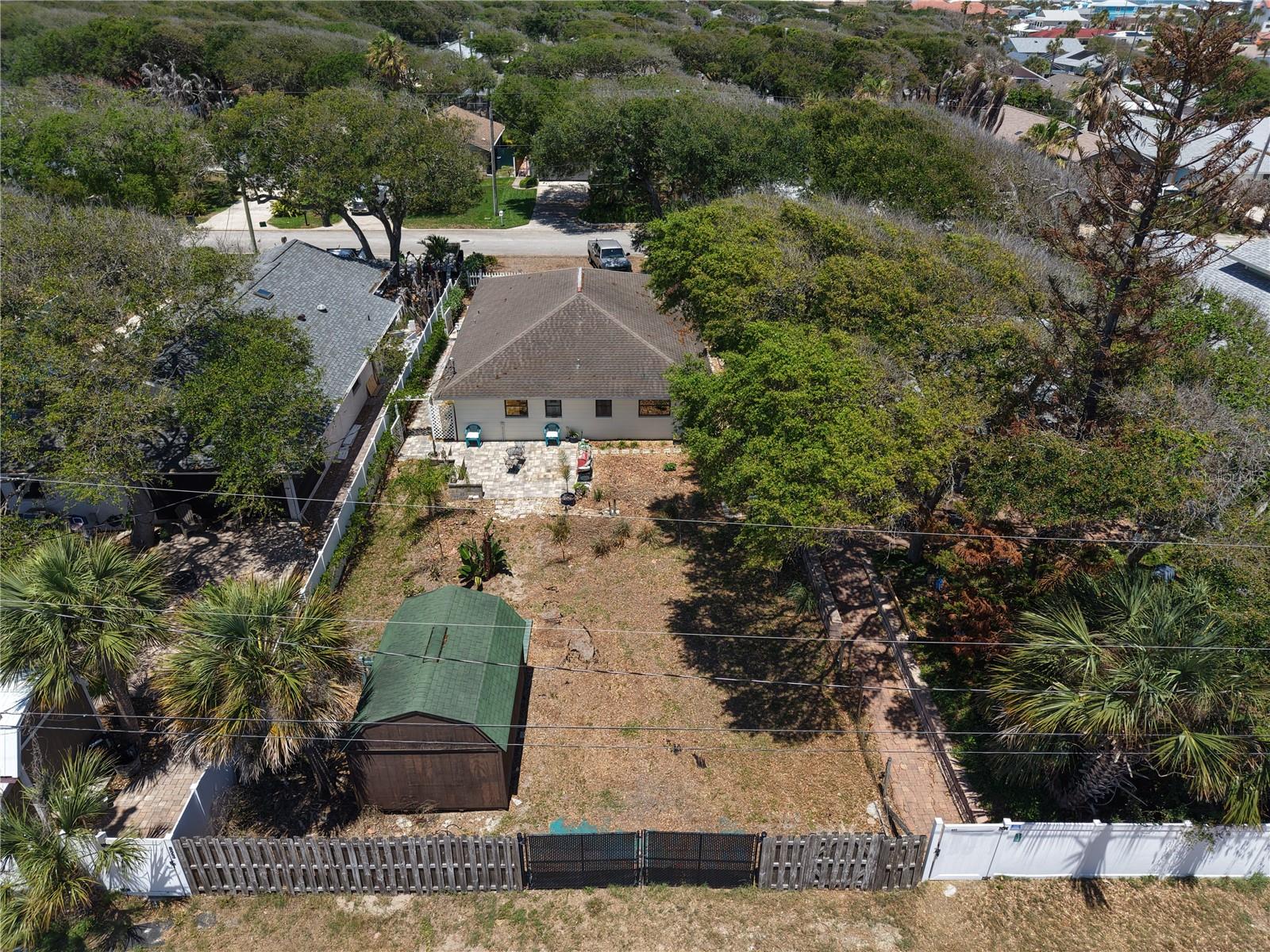 Image 23 of 61 For 825 23rd Avenue