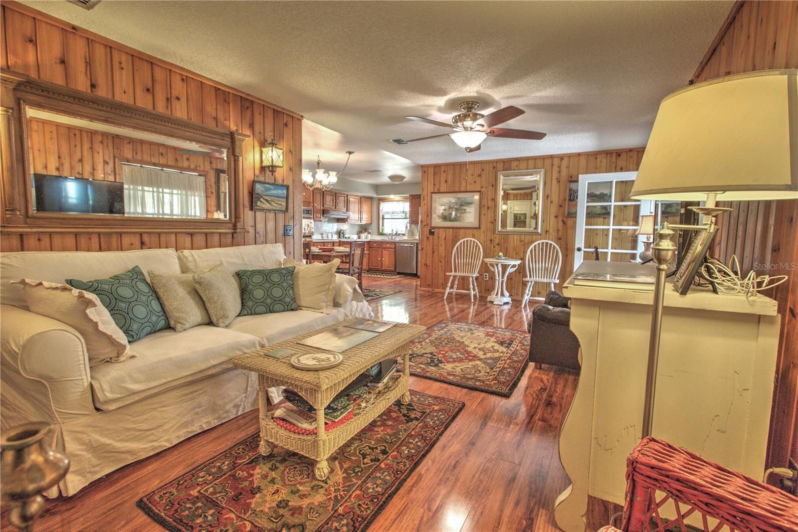 Image 36 of 61 For 825 23rd Avenue