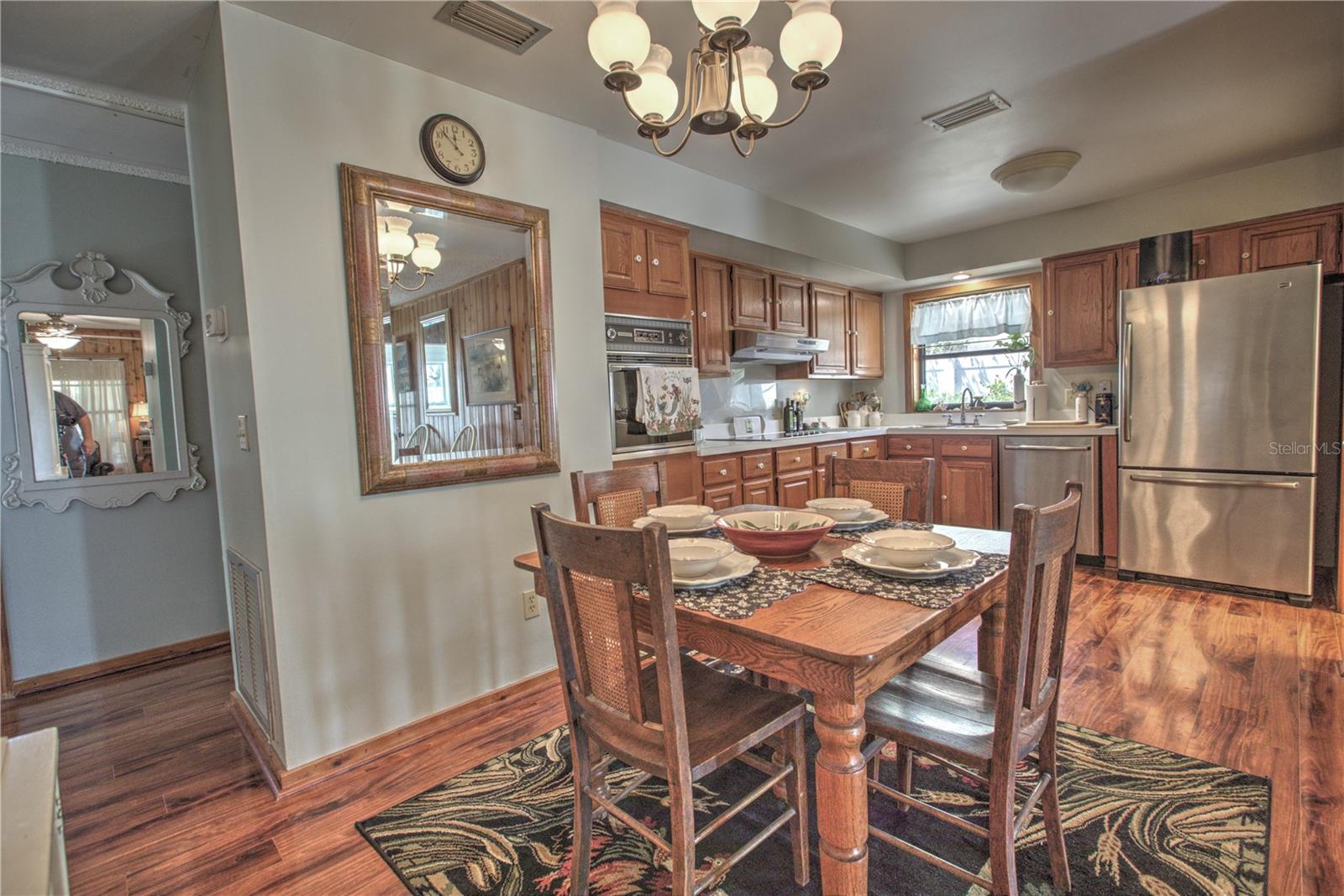 Image 51 of 61 For 825 23rd Avenue