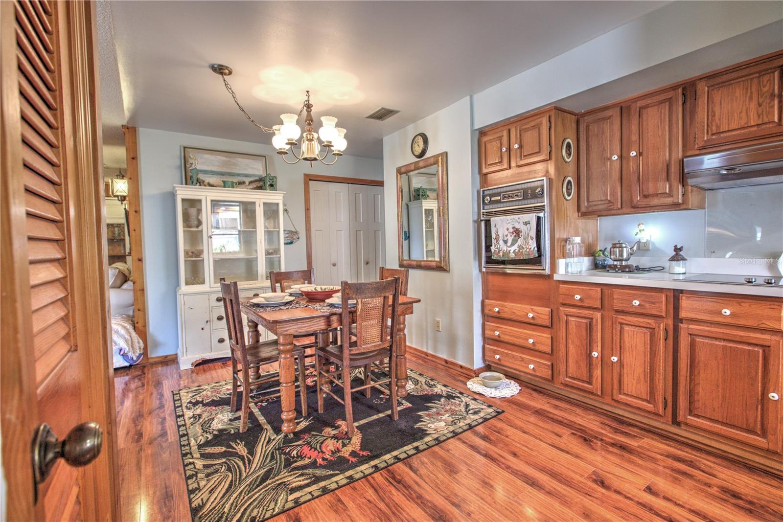 Image 53 of 61 For 825 23rd Avenue